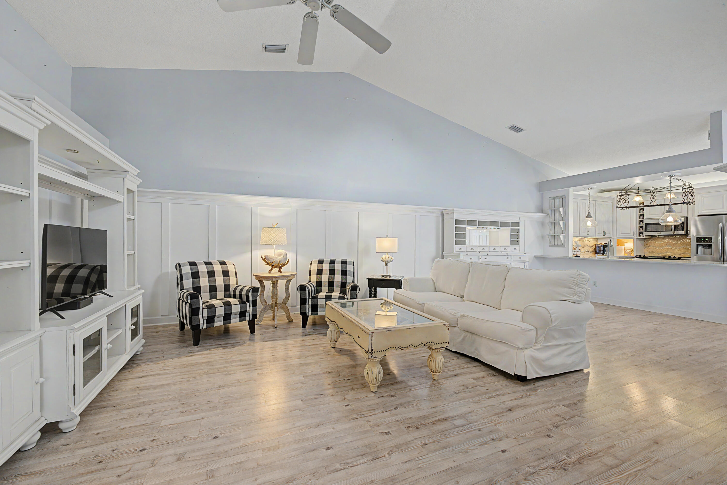 LAKESHORE AT SANDS, A CONDOMINIUM - Residential