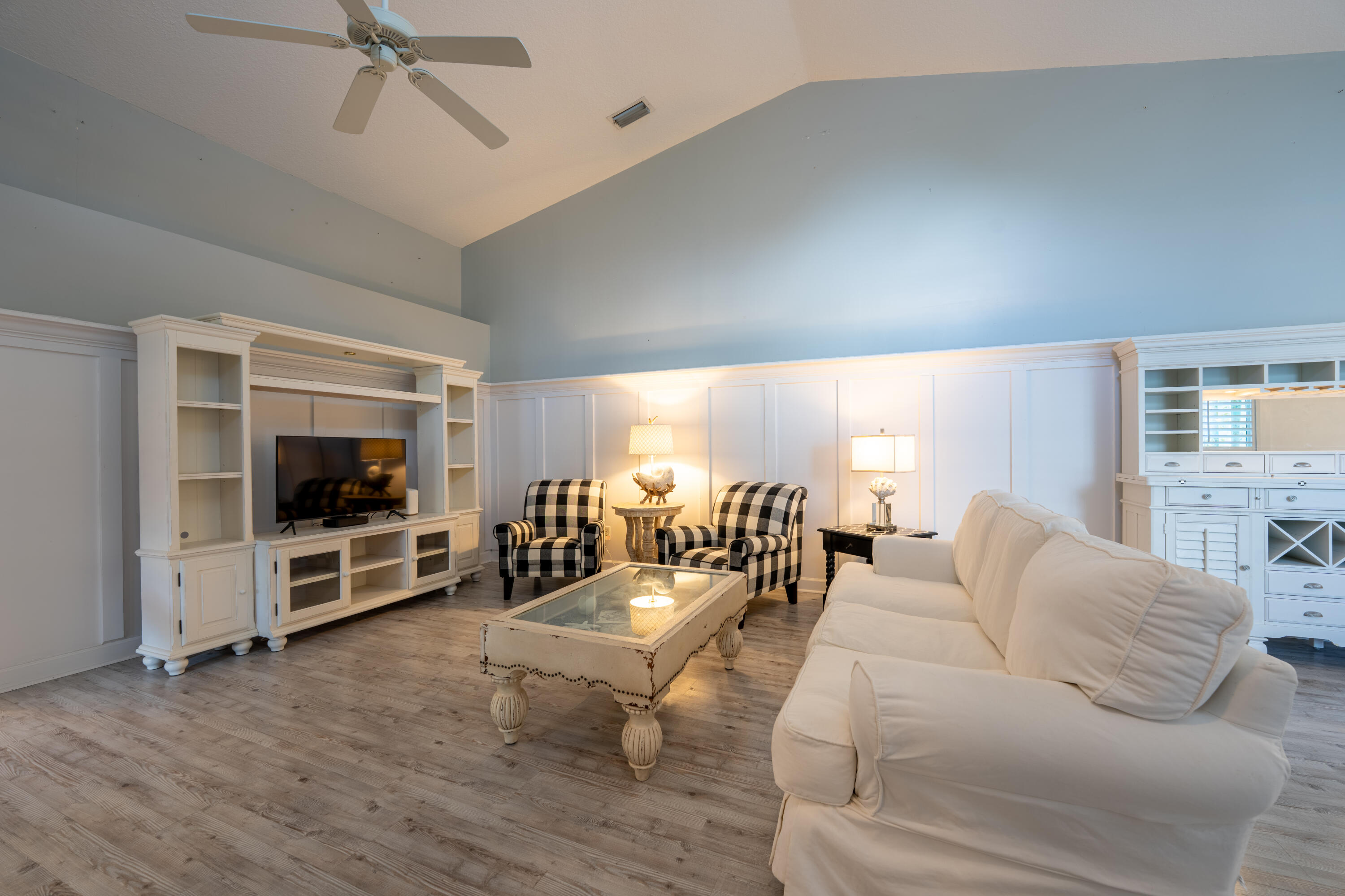LAKESHORE AT SANDS, A CONDOMINIUM - Residential