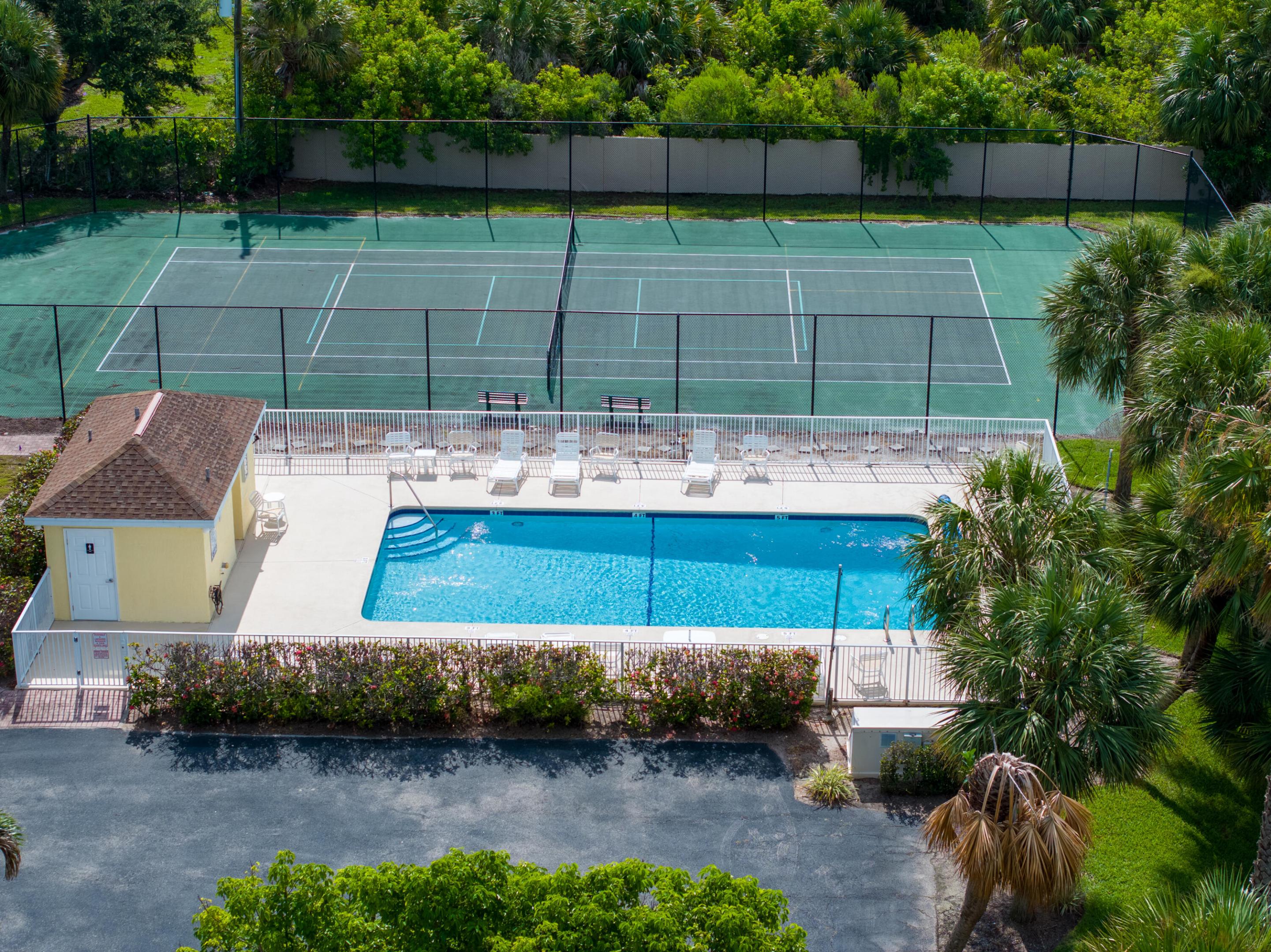 LAKESHORE AT SANDS, A CONDOMINIUM - Residential