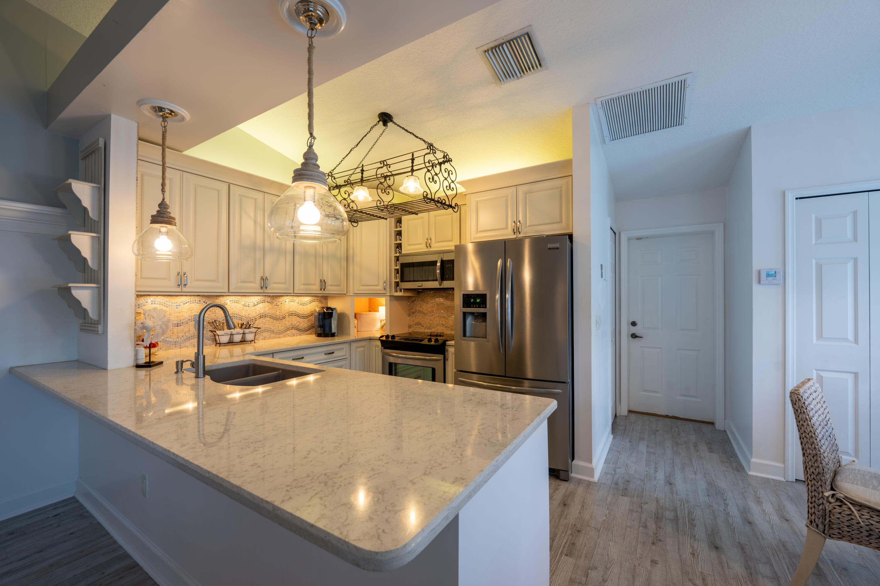 LAKESHORE AT SANDS, A CONDOMINIUM - Residential