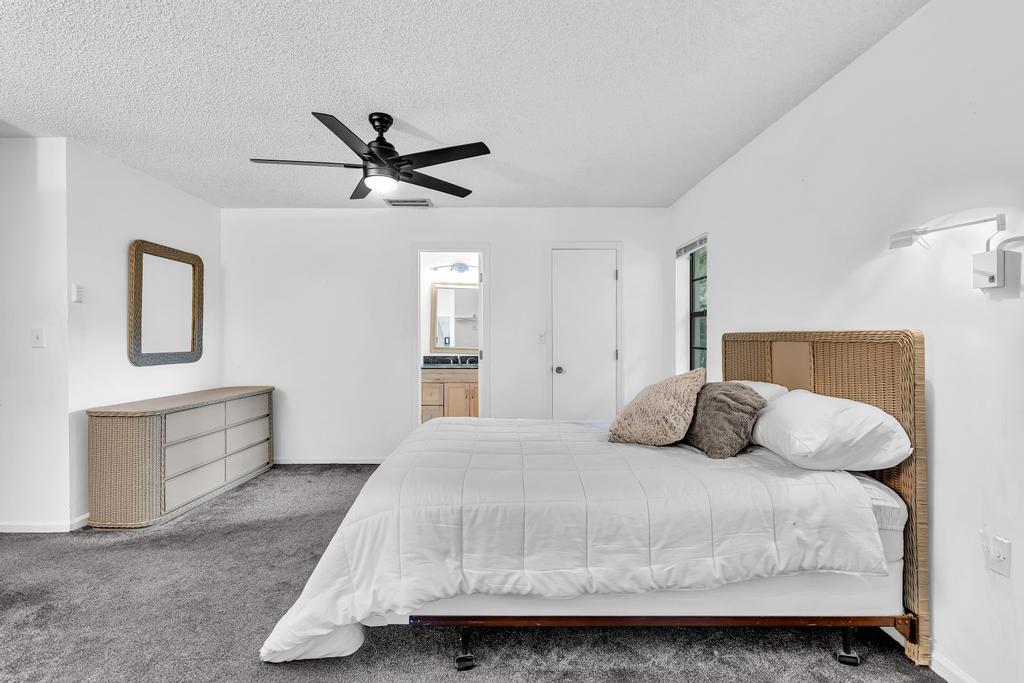 SHADOW WOOD VILLAS - Residential