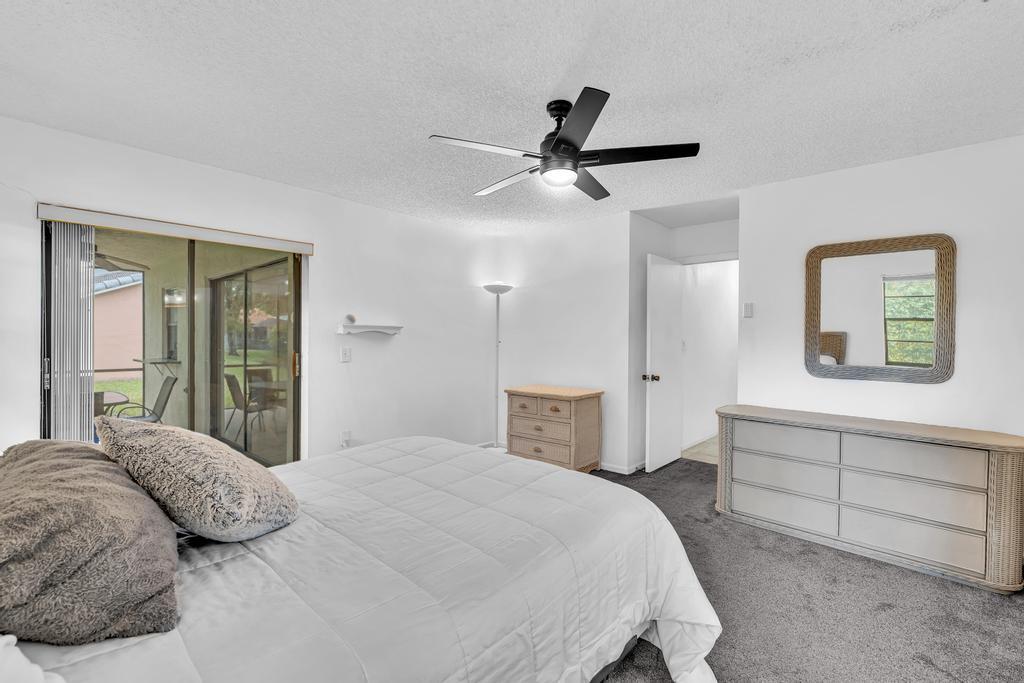 SHADOW WOOD VILLAS - Residential