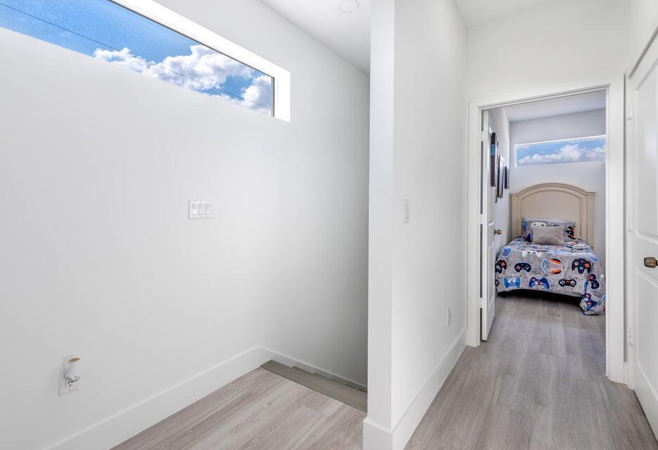 CHERRY HILLS - Residential Lease