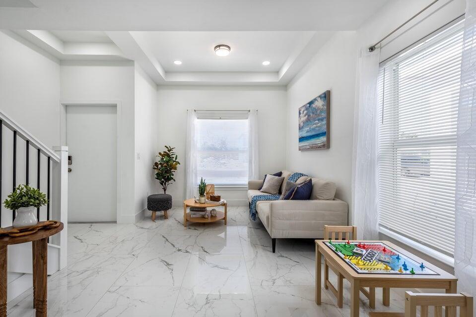 CHERRY HILLS - Residential Lease