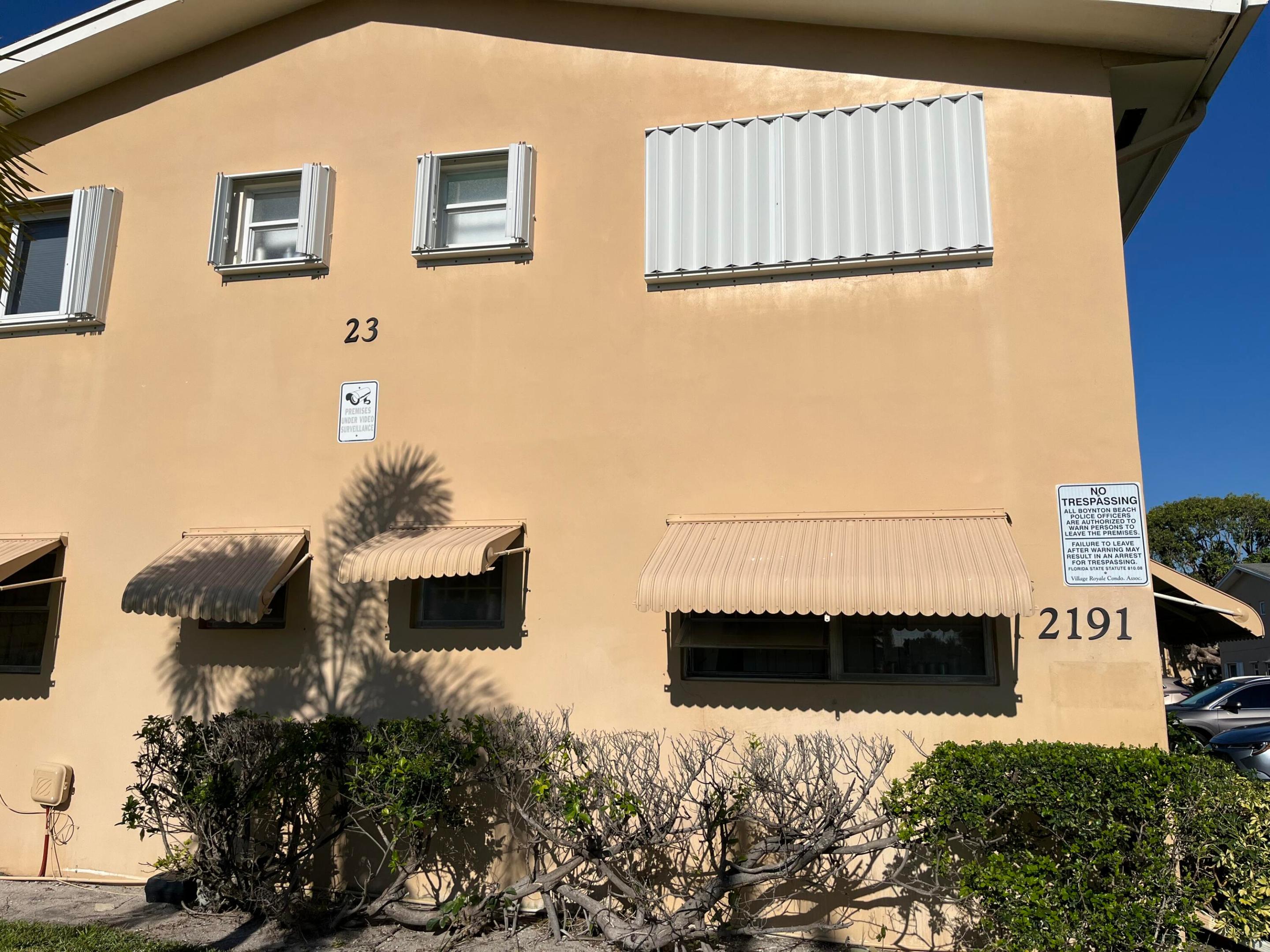 VILLAGE ROYALE - Residential