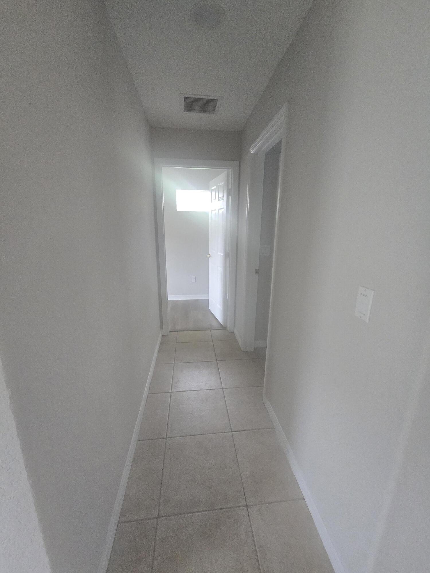 PORT ST LUCIE SECTION  31 - Residential Lease