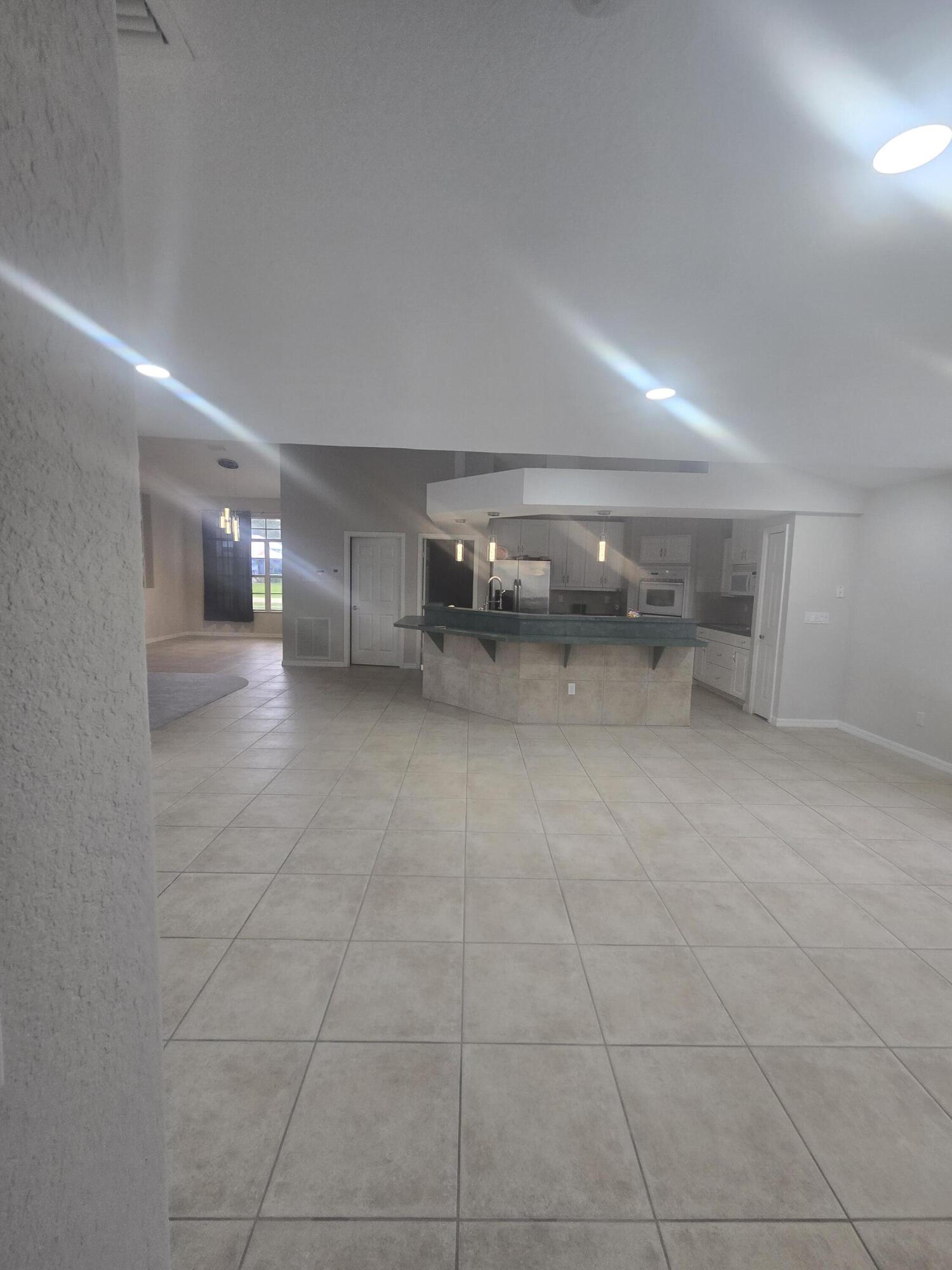 PORT ST LUCIE SECTION  31 - Residential Lease