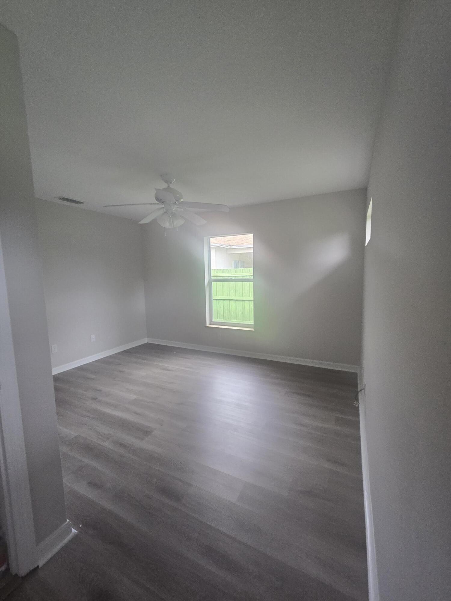 PORT ST LUCIE SECTION  31 - Residential Lease