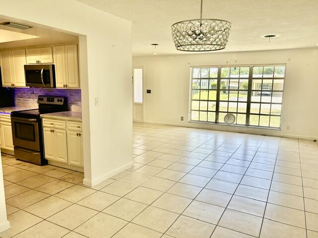 CORAL RIDGE ISLES - Residential