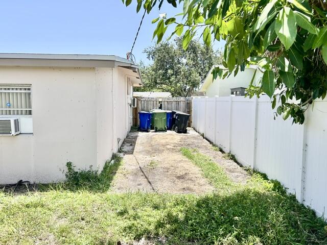 CORAL RIDGE ISLES - Residential