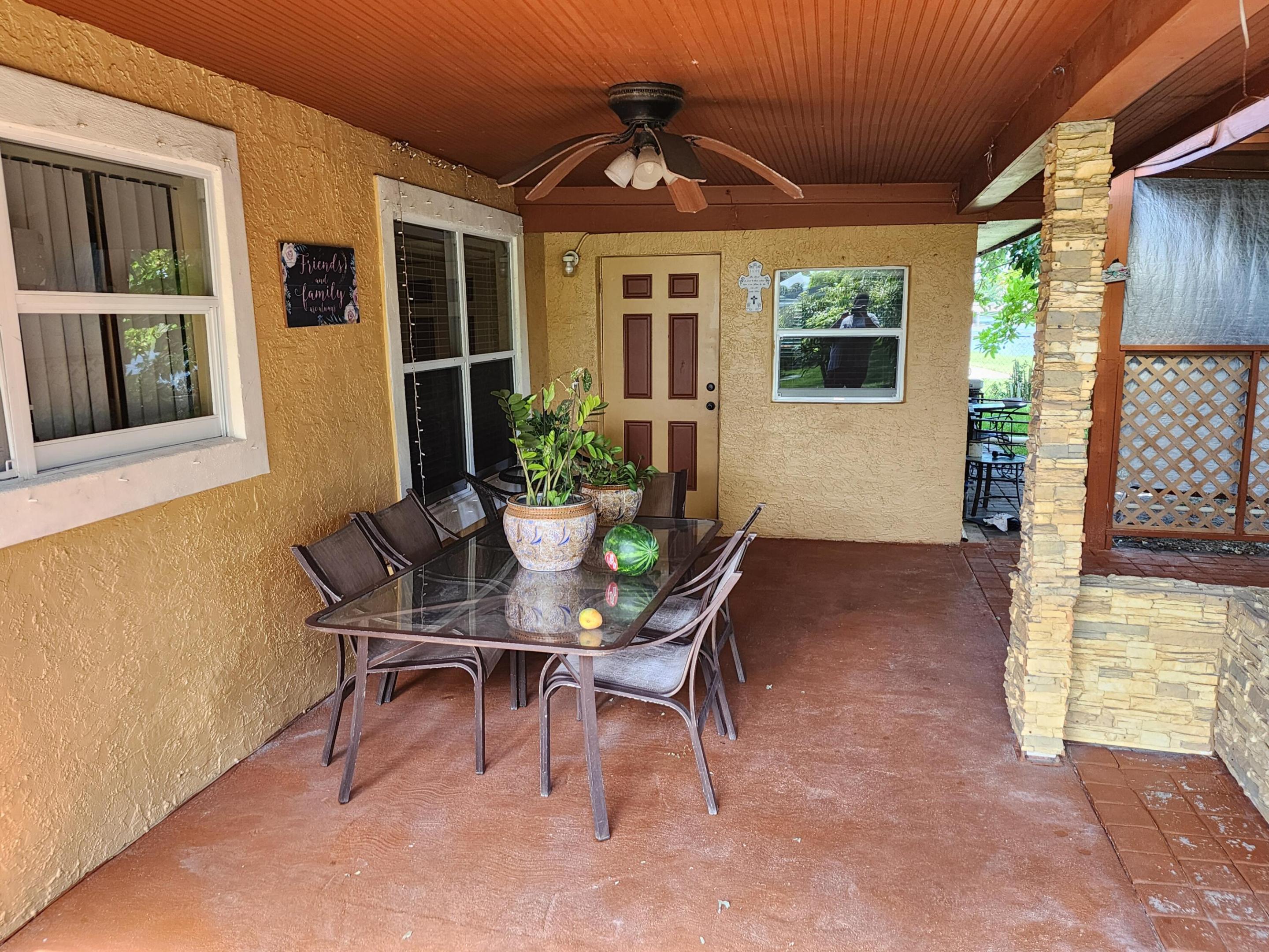 LAUDERDALE LAKES EAST GATE SEC 2 - Residential