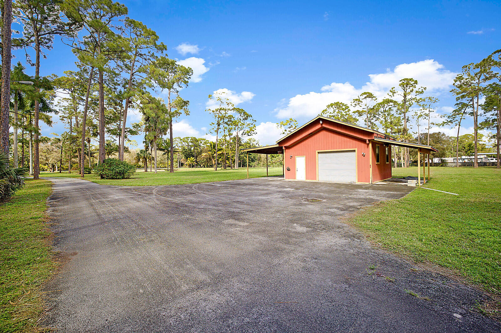 LOXAHATCHEE GROVES - Land