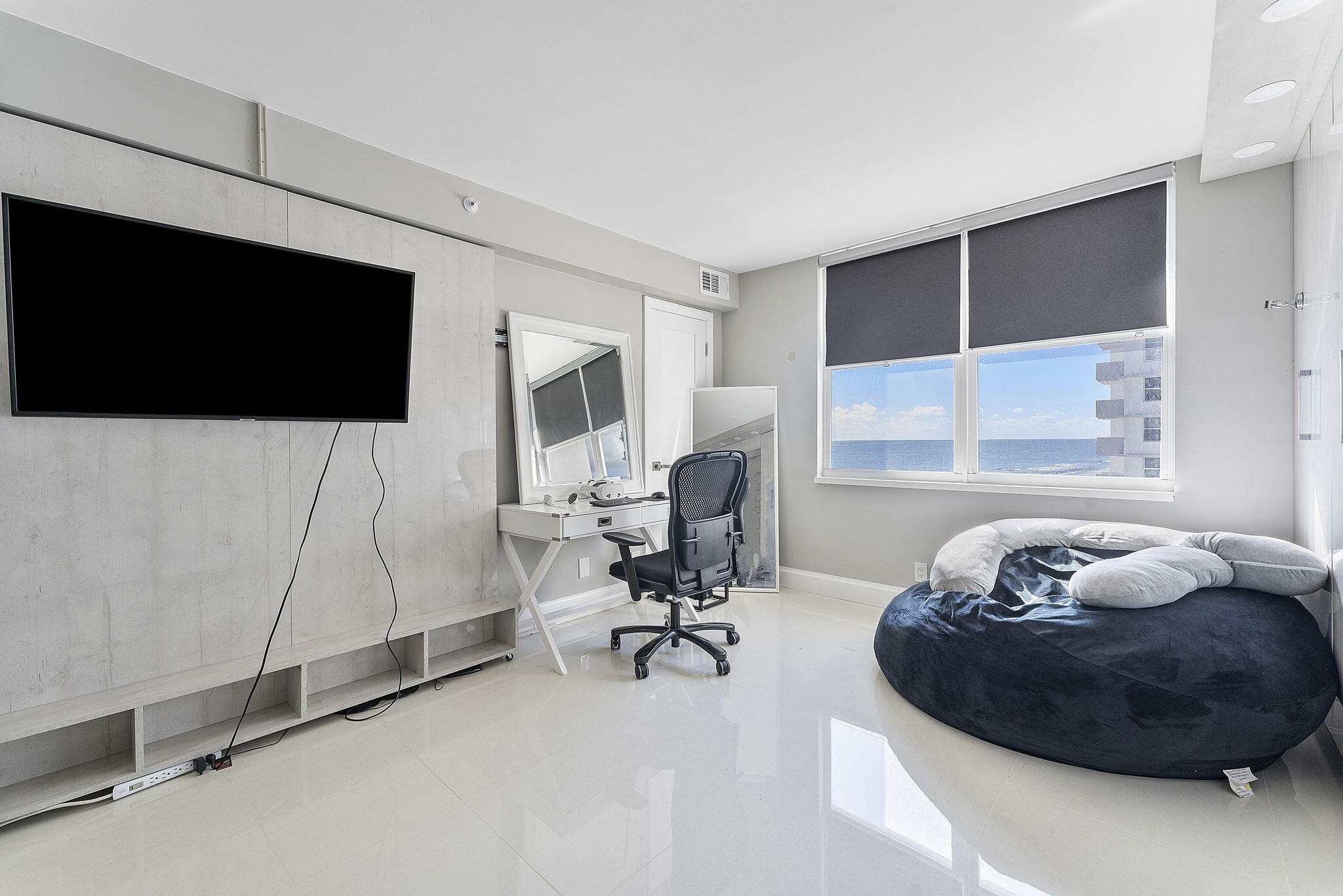45 OCEAN CONDO - Residential Lease