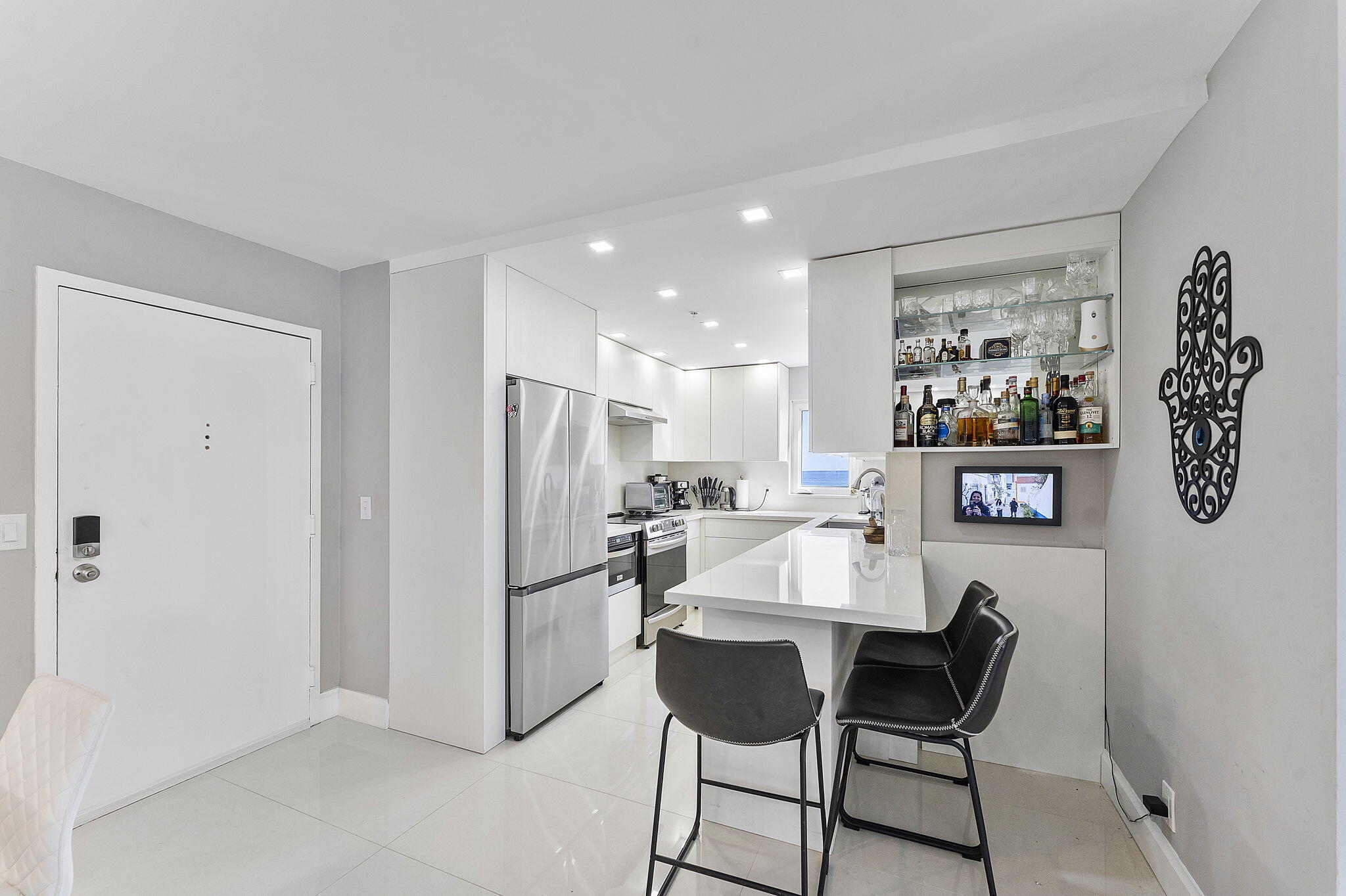 45 OCEAN CONDO - Residential Lease
