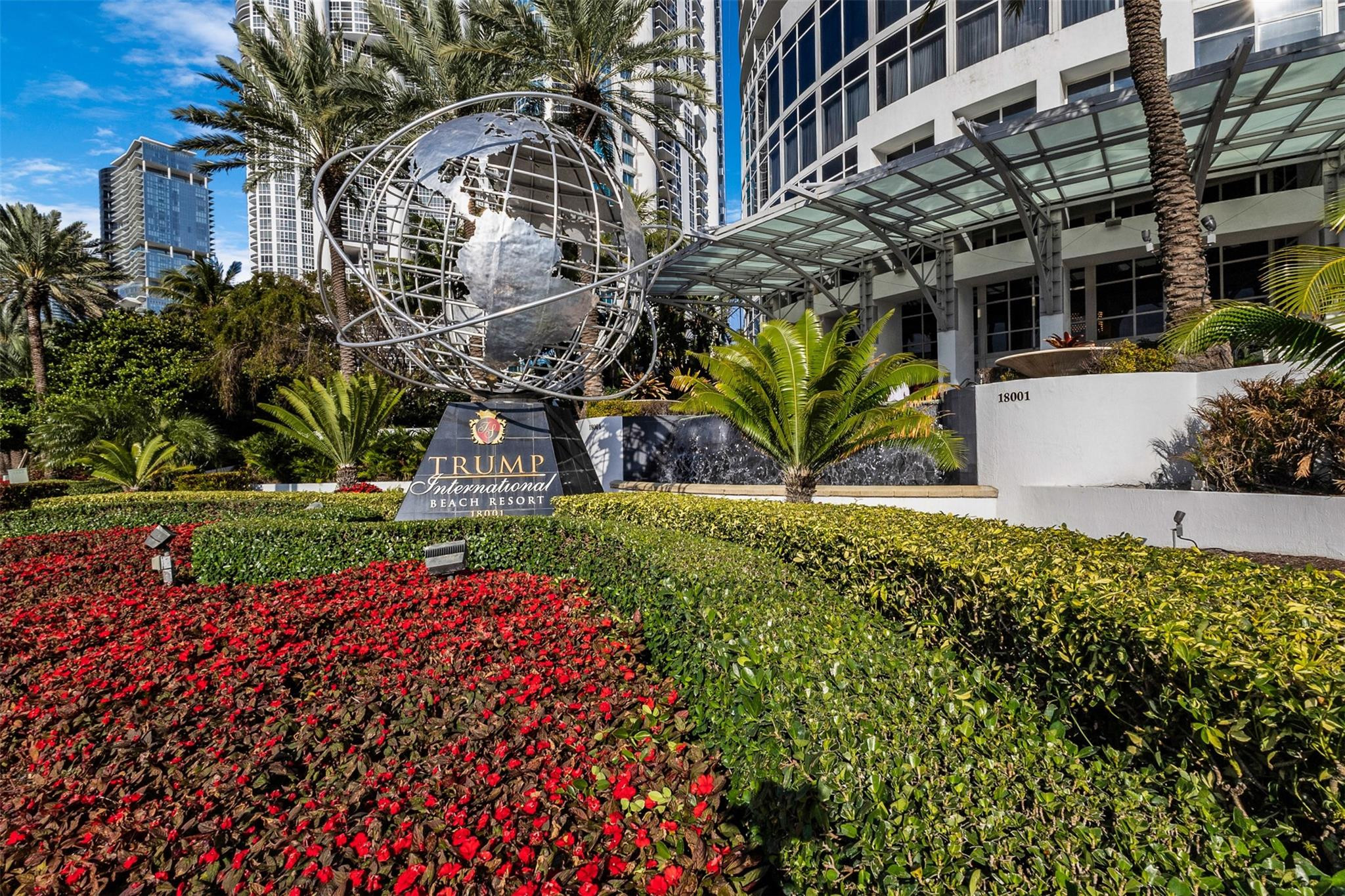 TRUMP INTERNATIONAL SONESTA - Residential