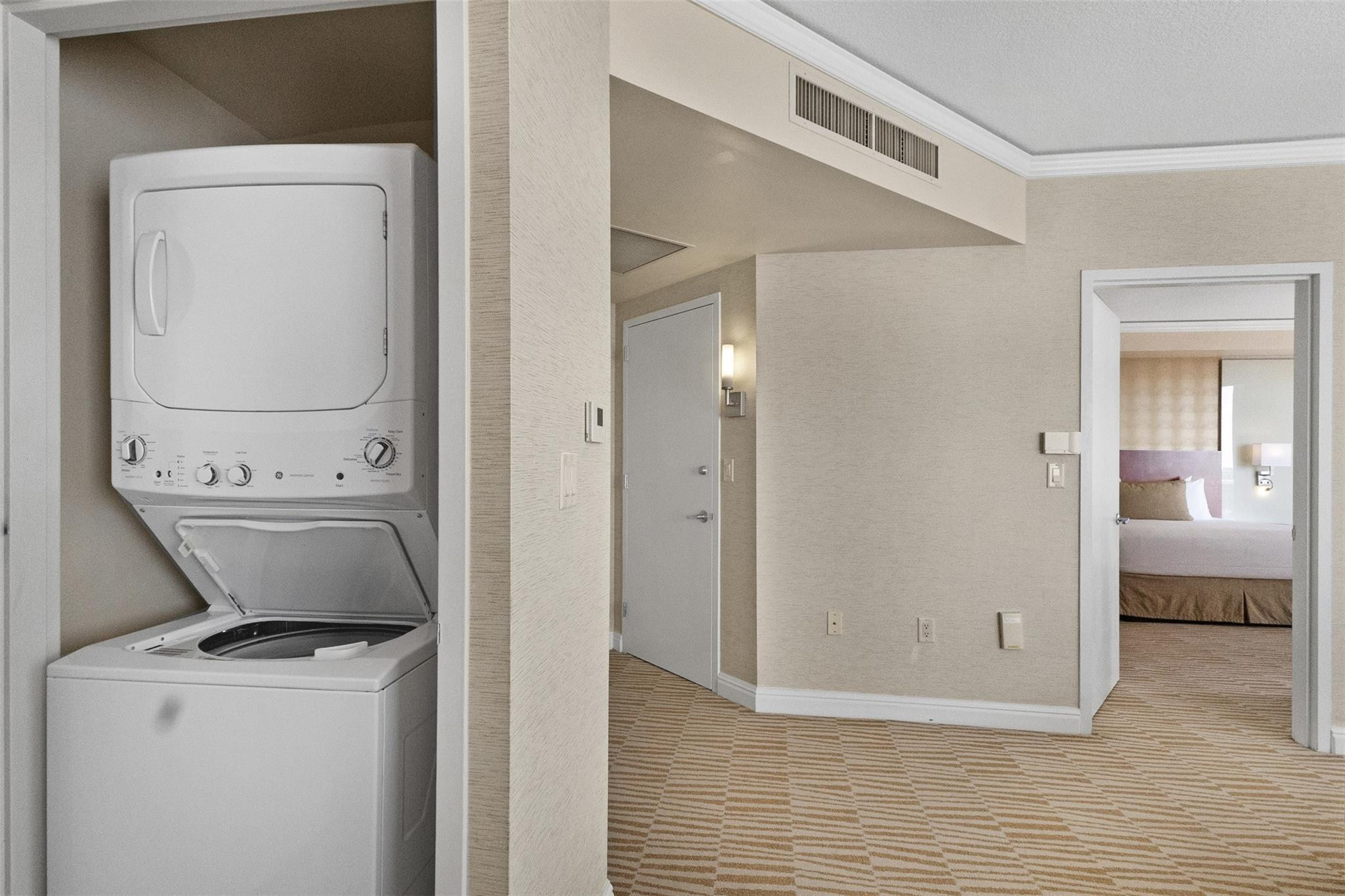 TRUMP INTERNATIONAL SONESTA - Residential
