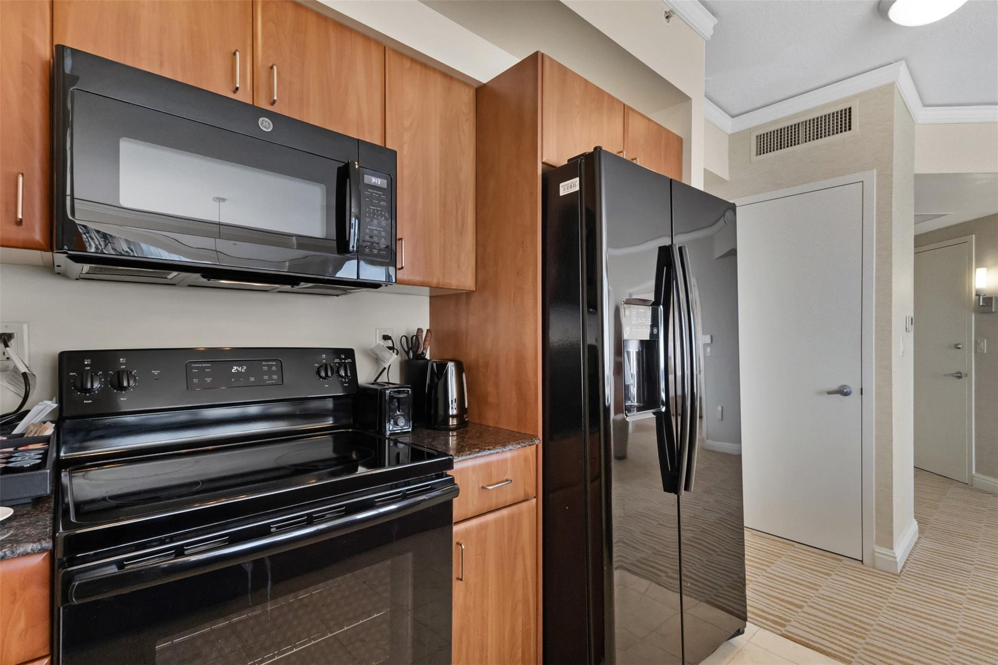 TRUMP INTERNATIONAL SONESTA - Residential