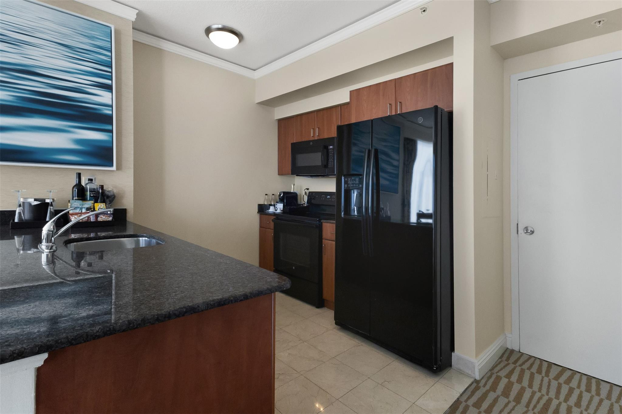TRUMP INTERNATIONAL SONESTA - Residential