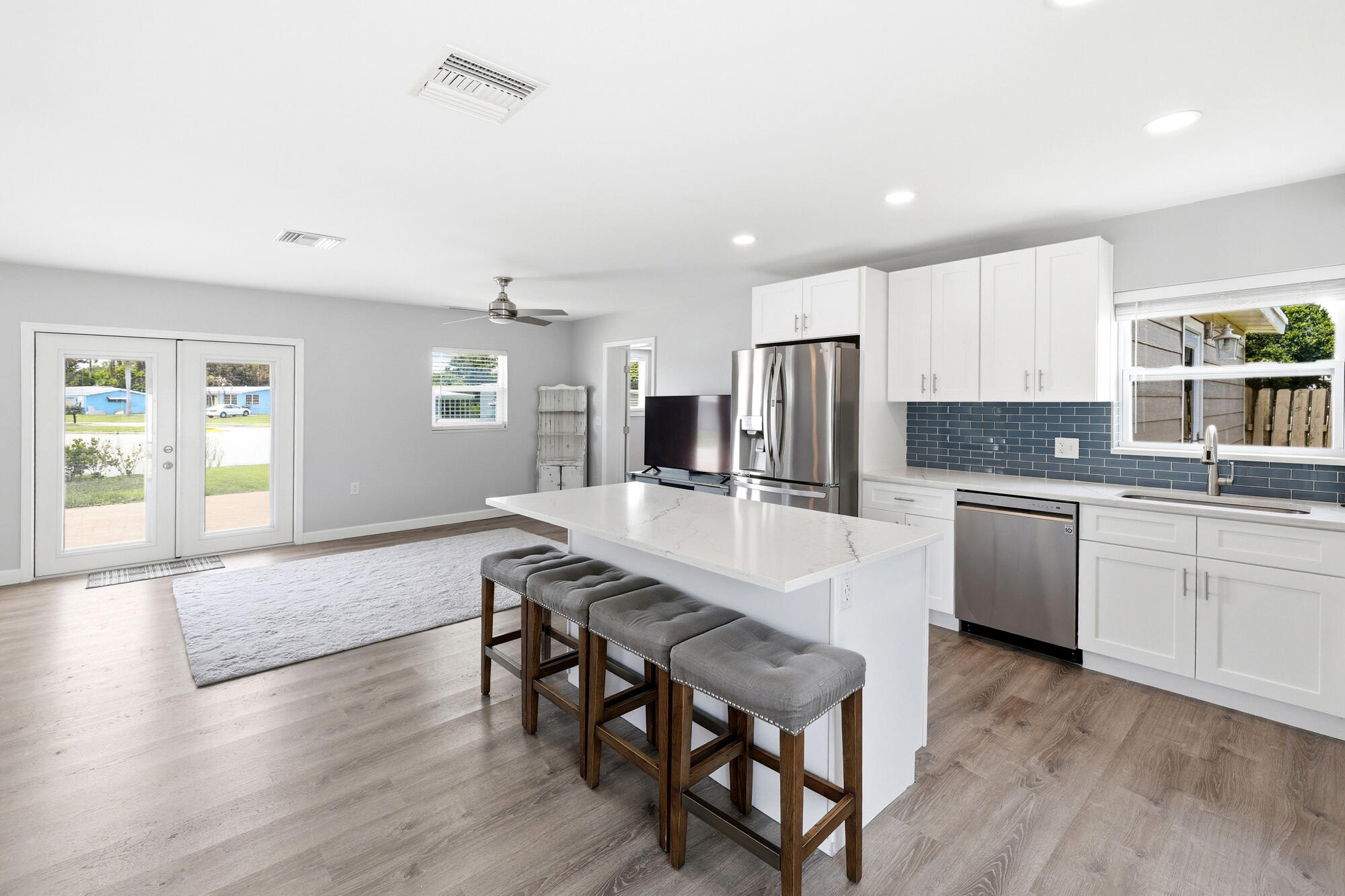 RIVER PARK UNIT 5 - Residential