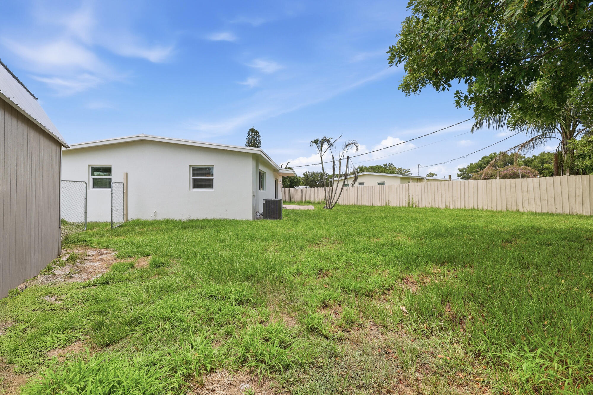 RIVER PARK UNIT 5 - Residential