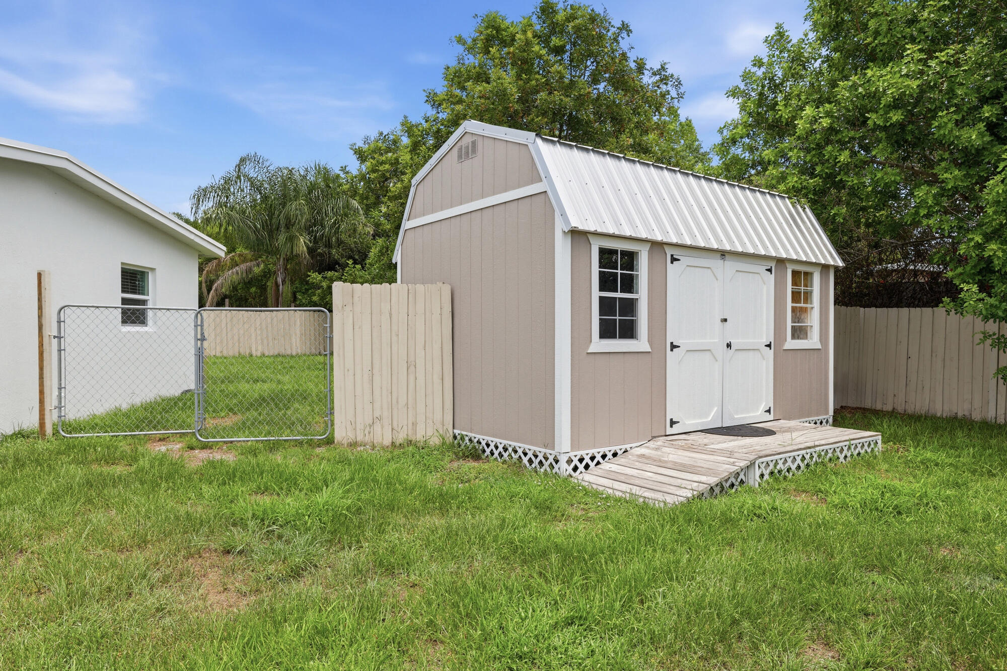 RIVER PARK UNIT 5 - Residential