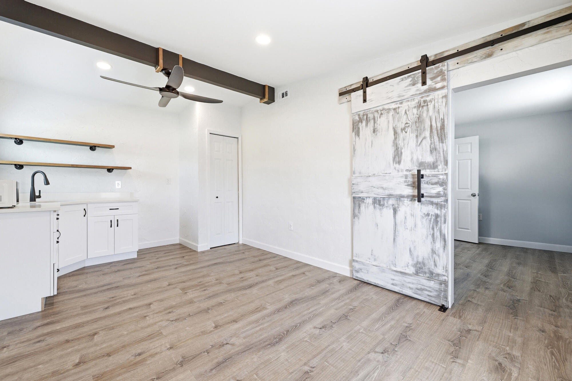 RIVER PARK UNIT 5 - Residential