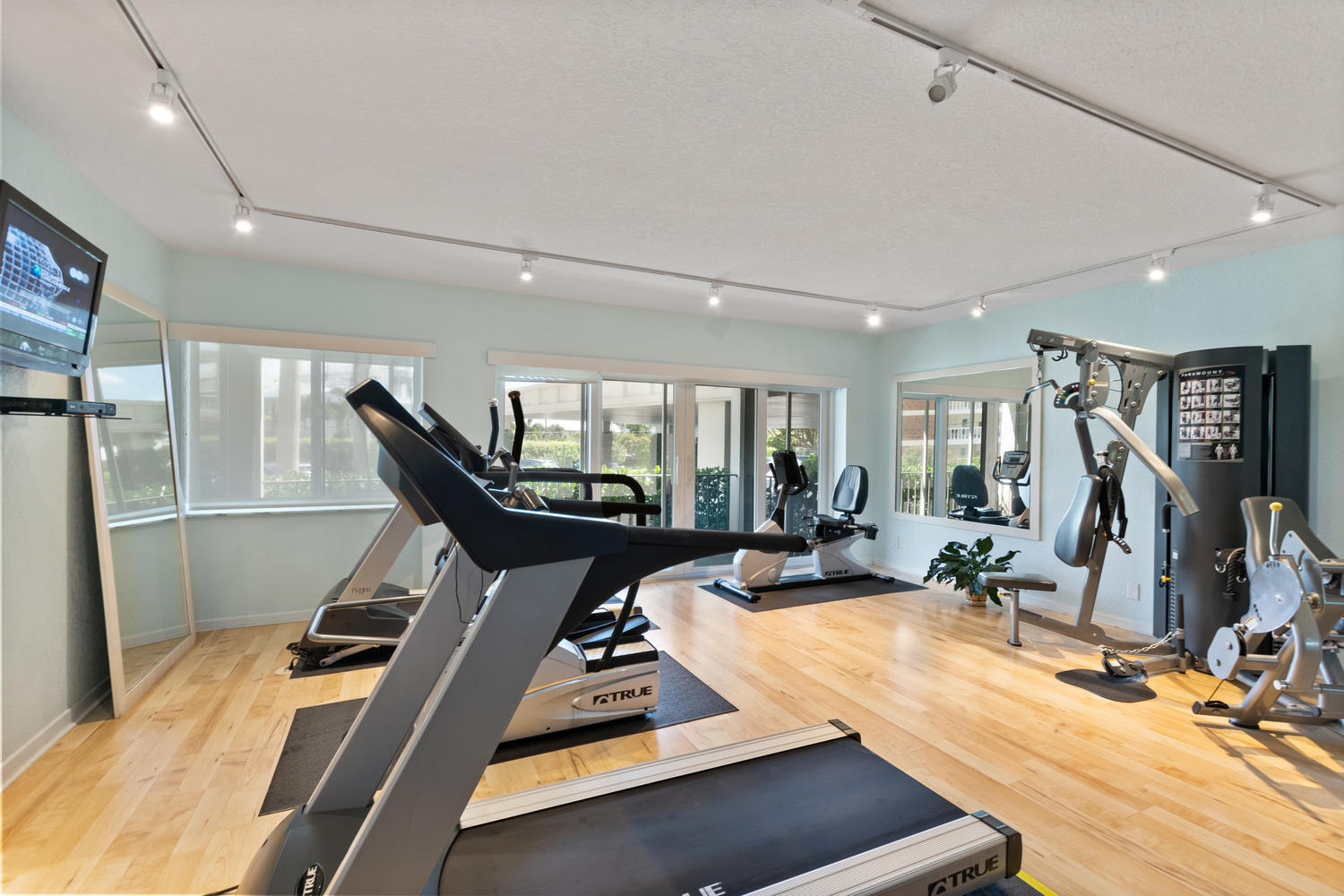 BAR HARBOUR CONDO - Residential