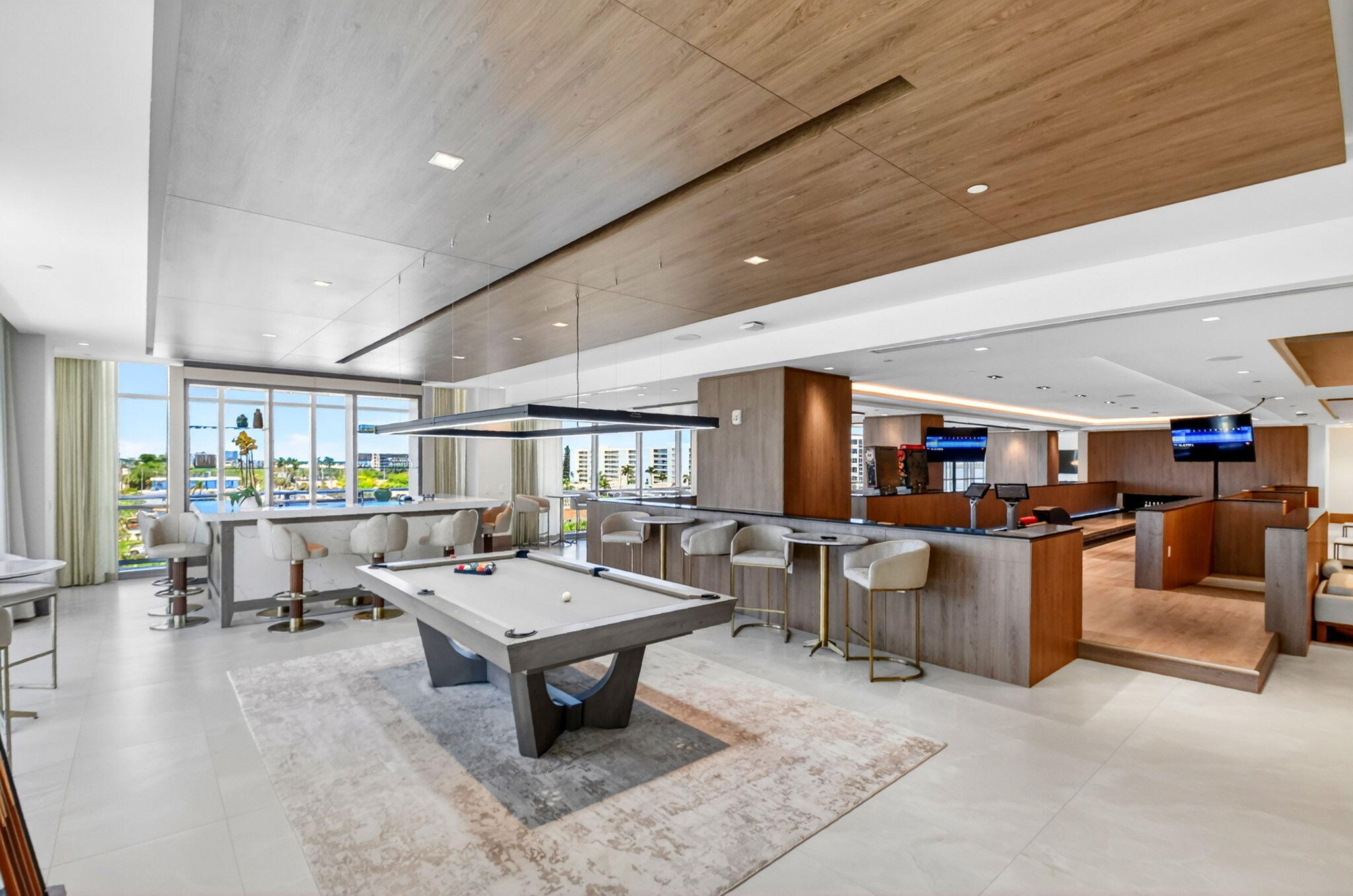 NAUTILUS 220 CONDO - Residential