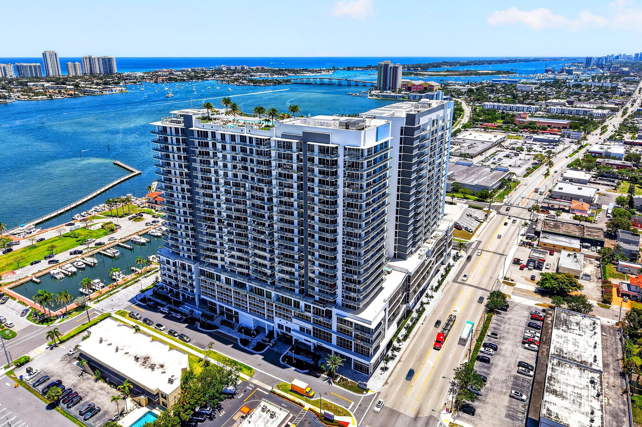 NAUTILUS 220 CONDO - Residential