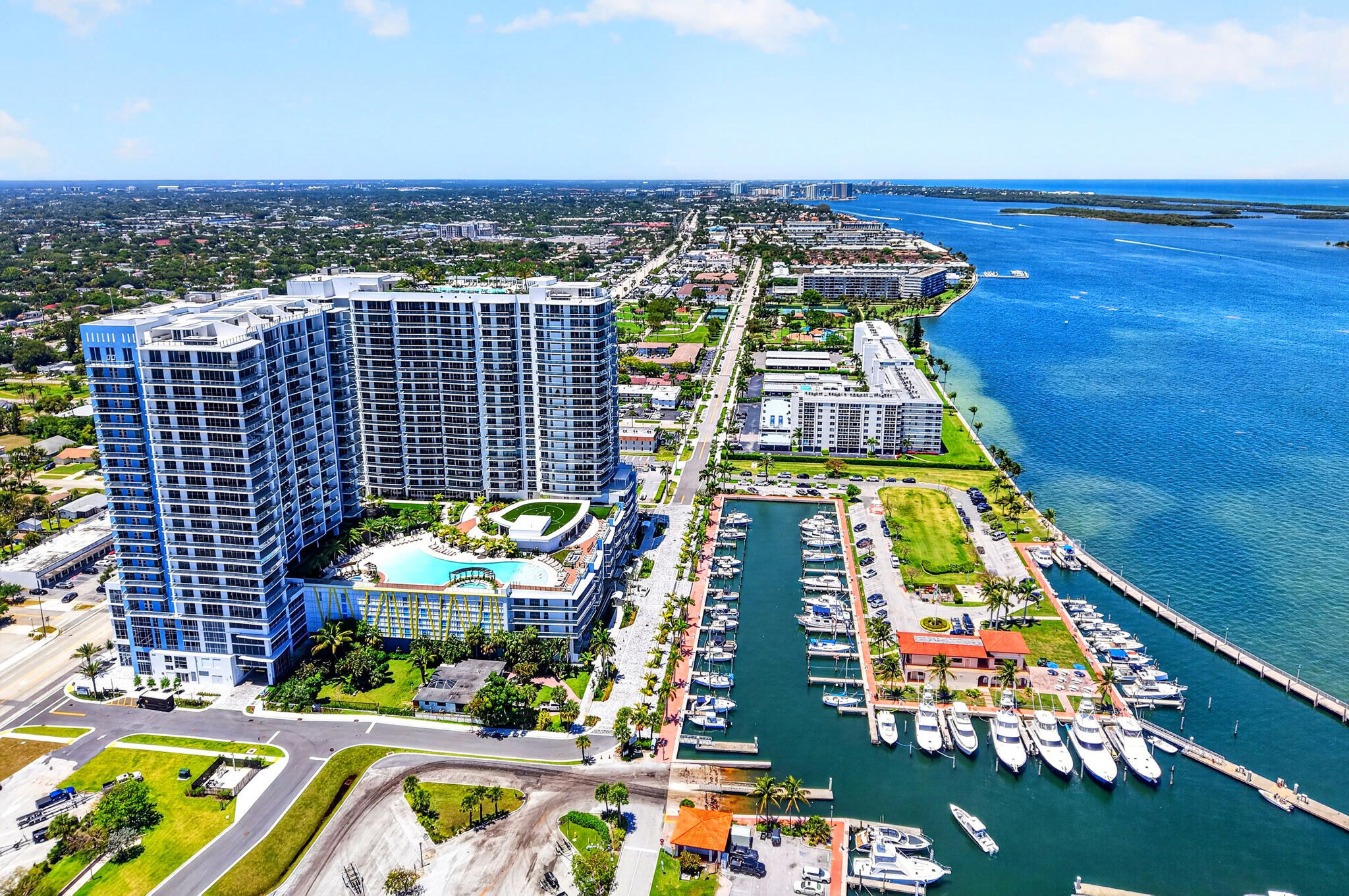 NAUTILUS 220 CONDO - Residential