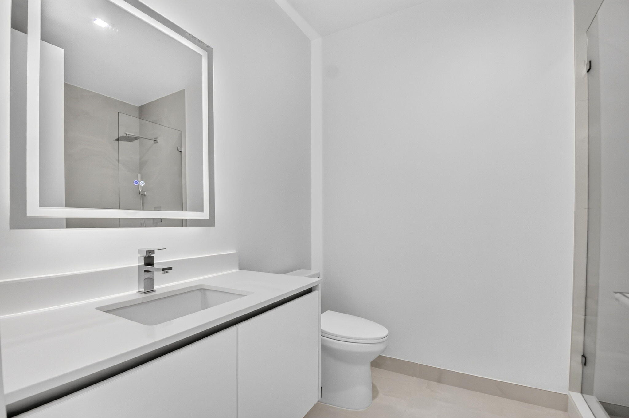 NAUTILUS 220 CONDO - Residential