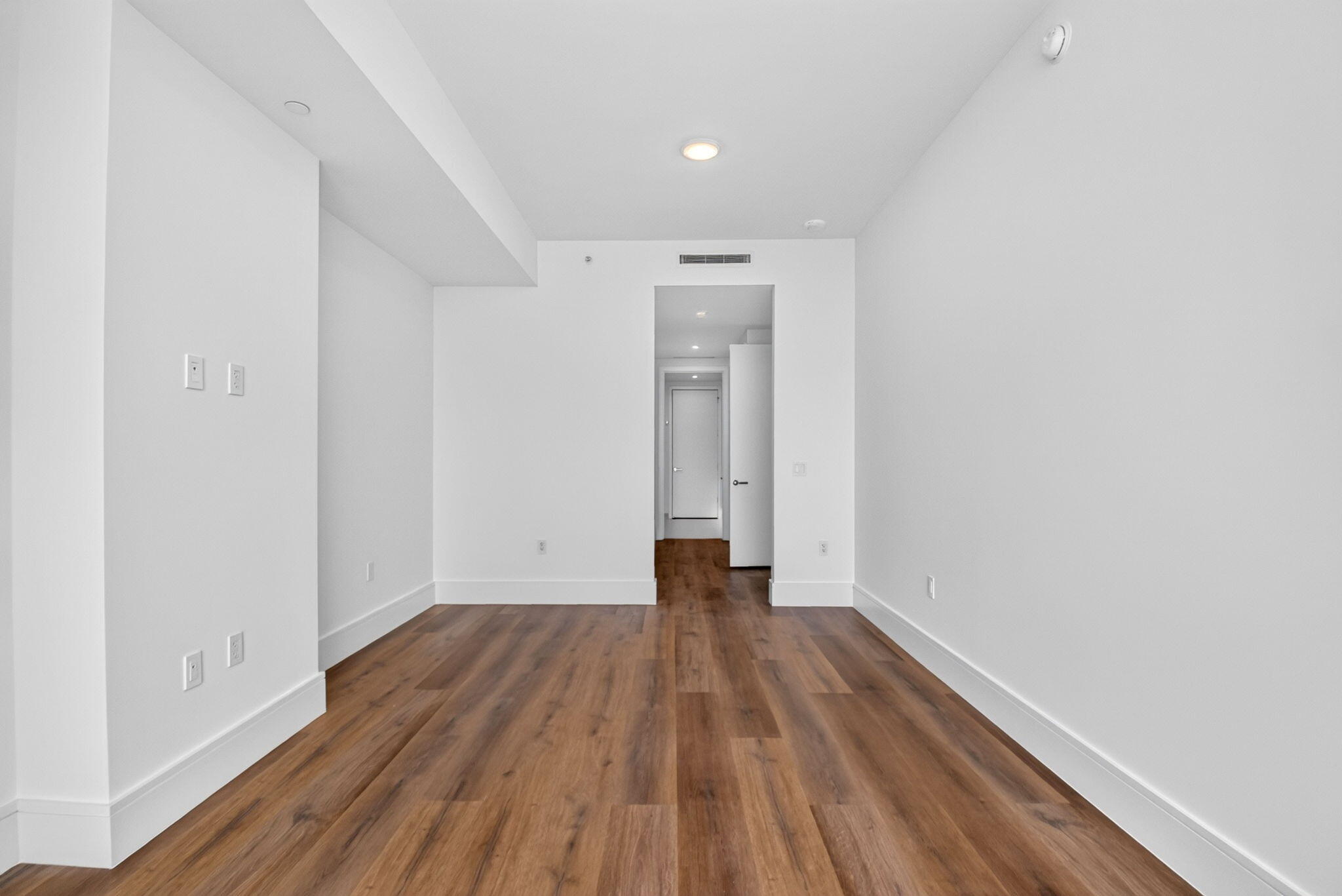 NAUTILUS 220 CONDO - Residential