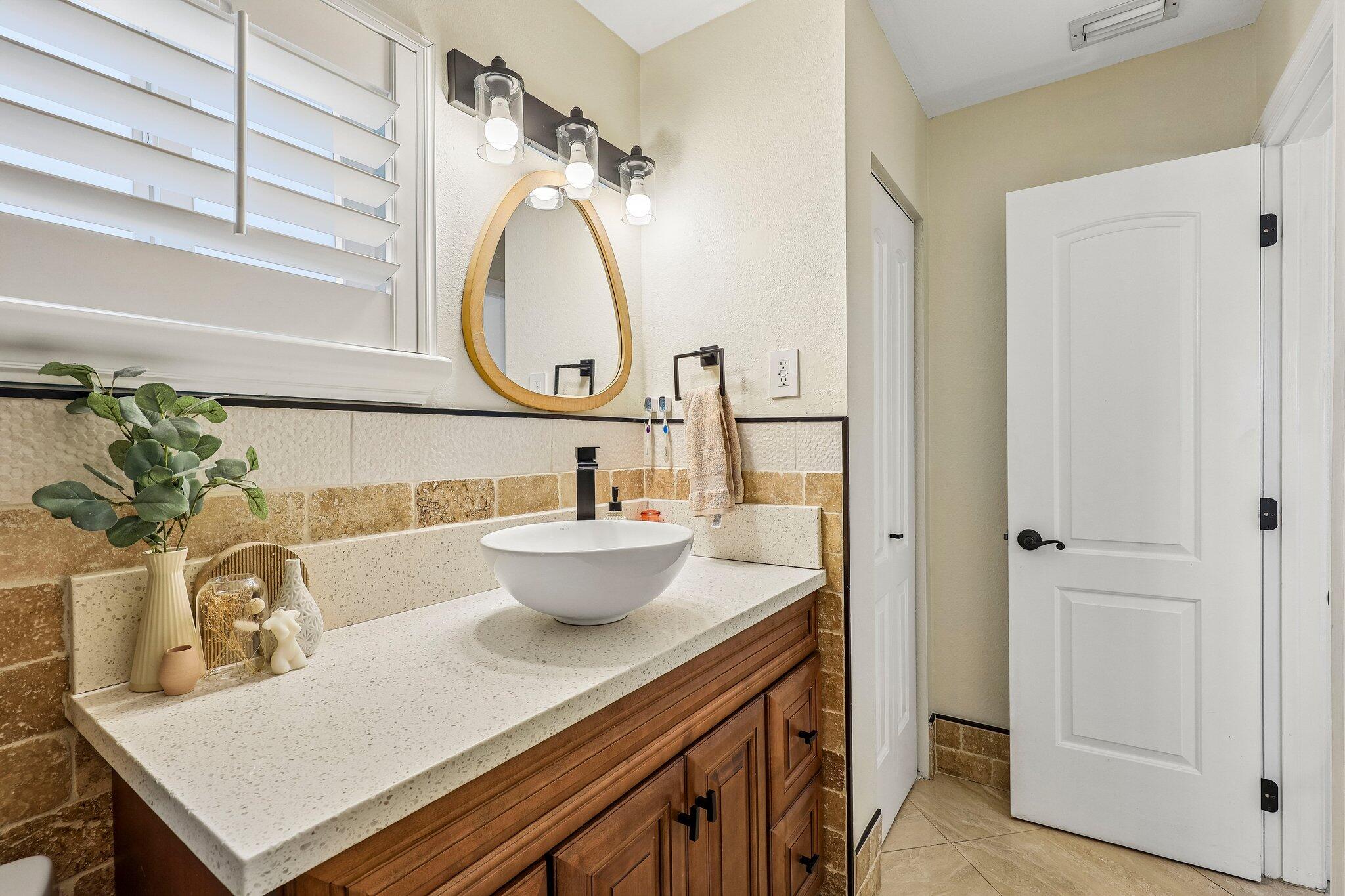 DAVIS ISLES - Residential