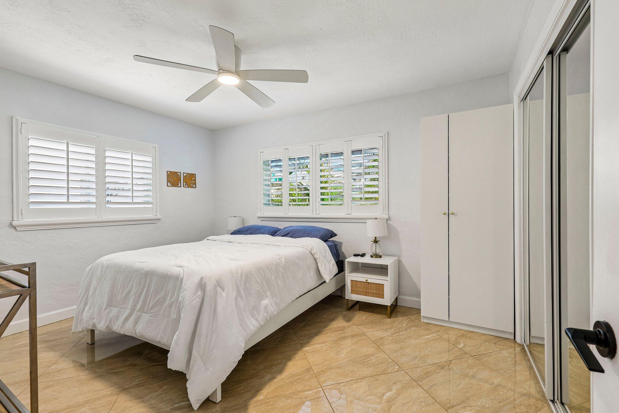 DAVIS ISLES - Residential