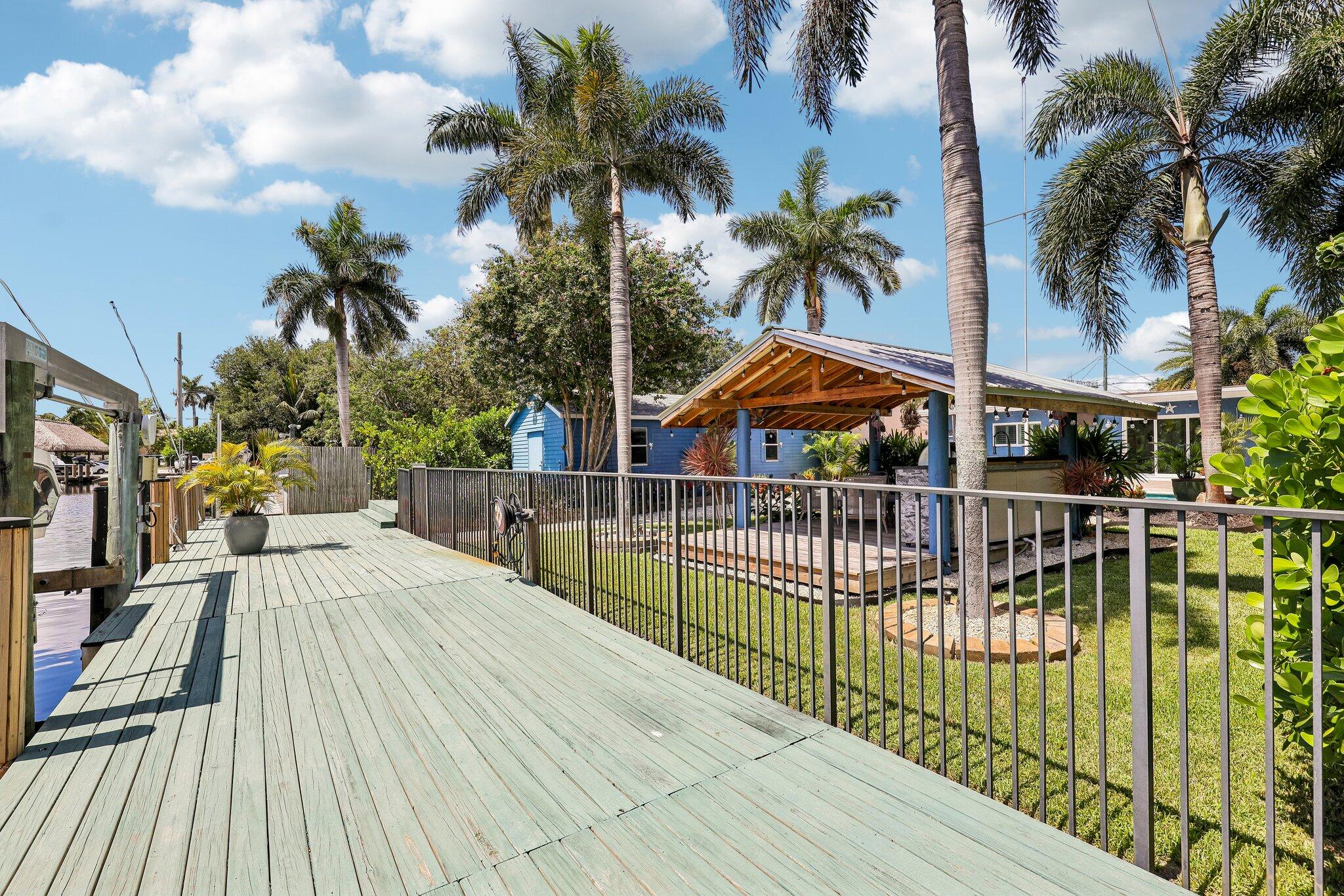 DAVIS ISLES - Residential