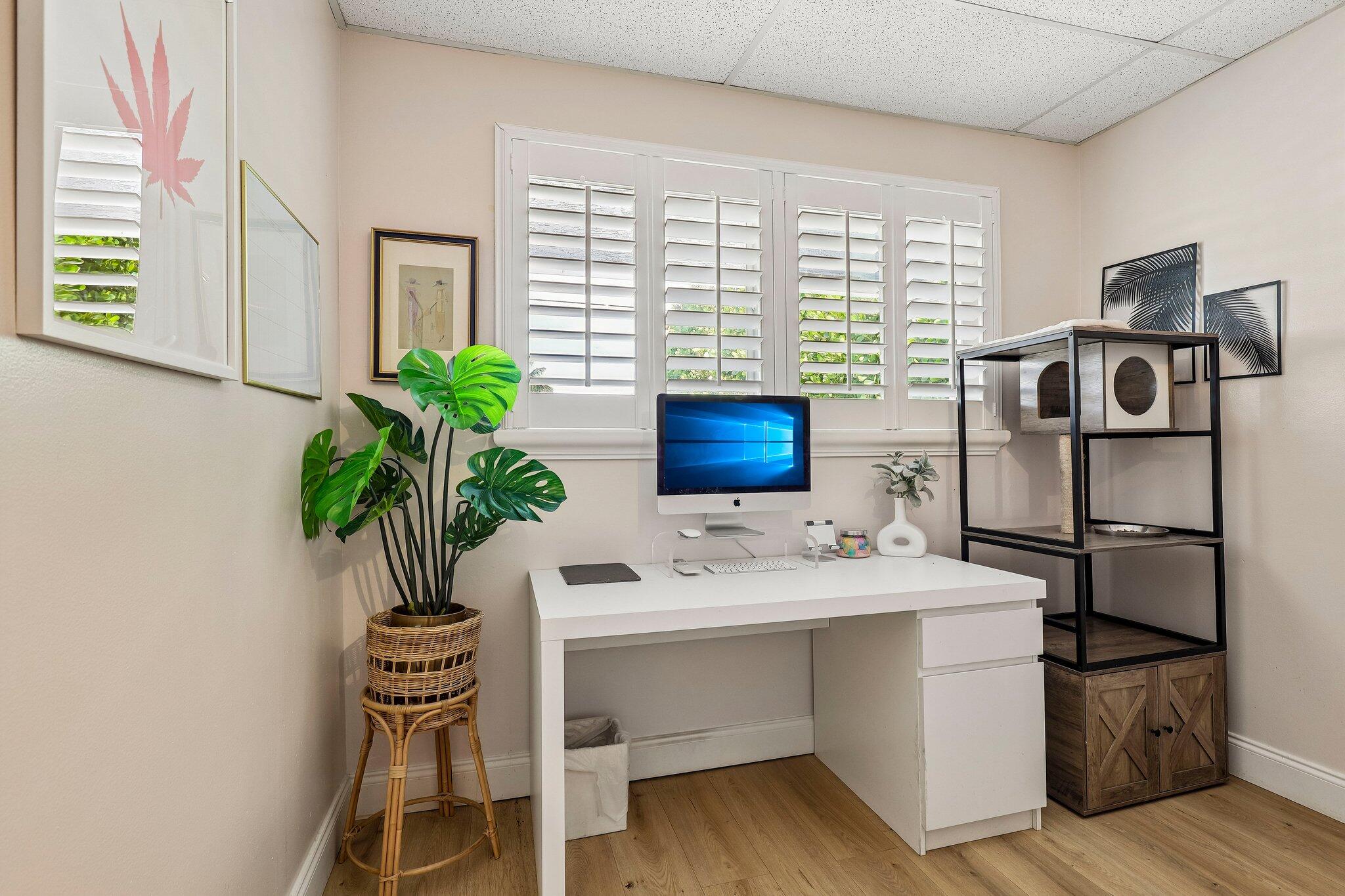DAVIS ISLES - Residential