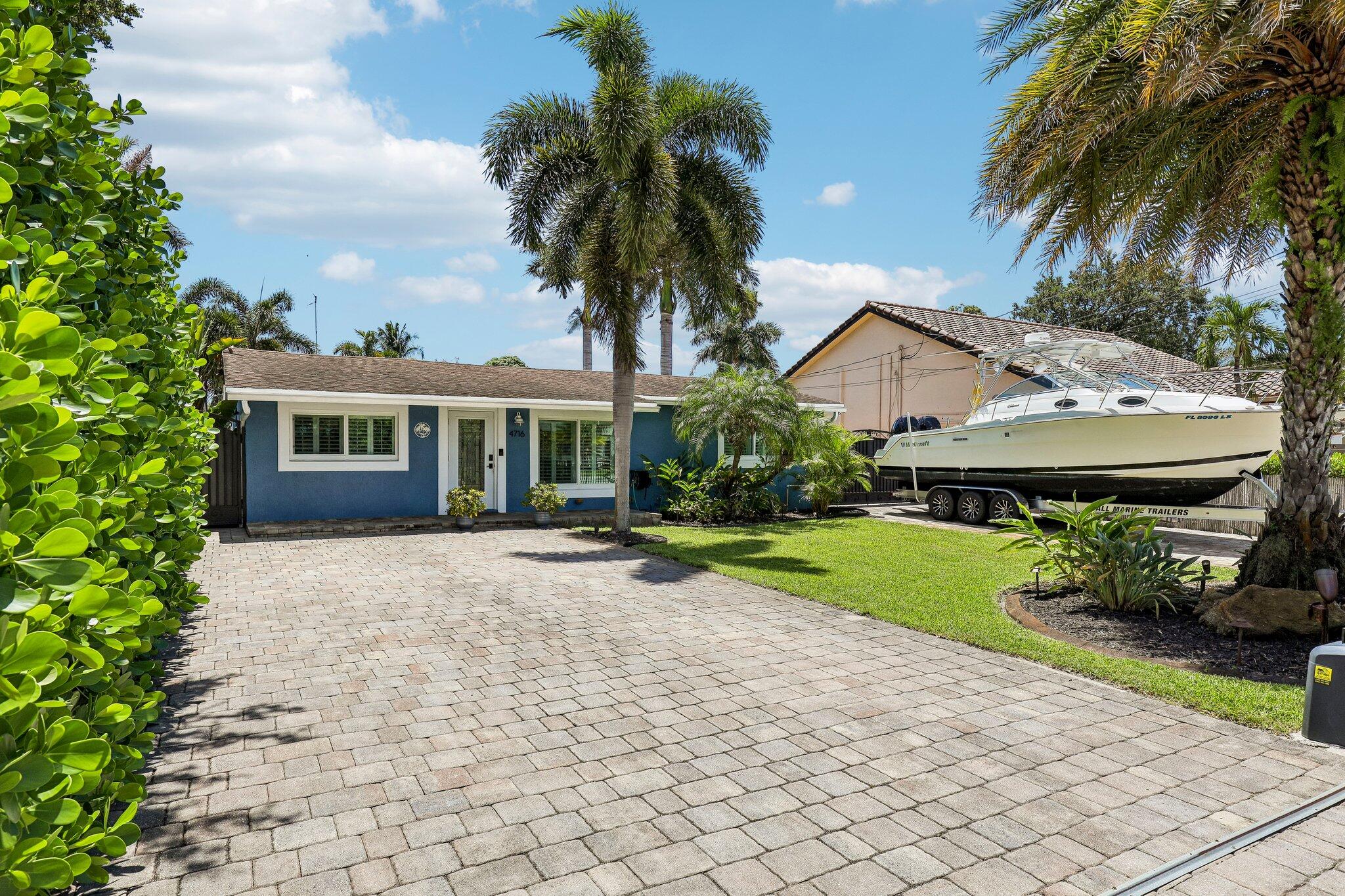 DAVIS ISLES - Residential