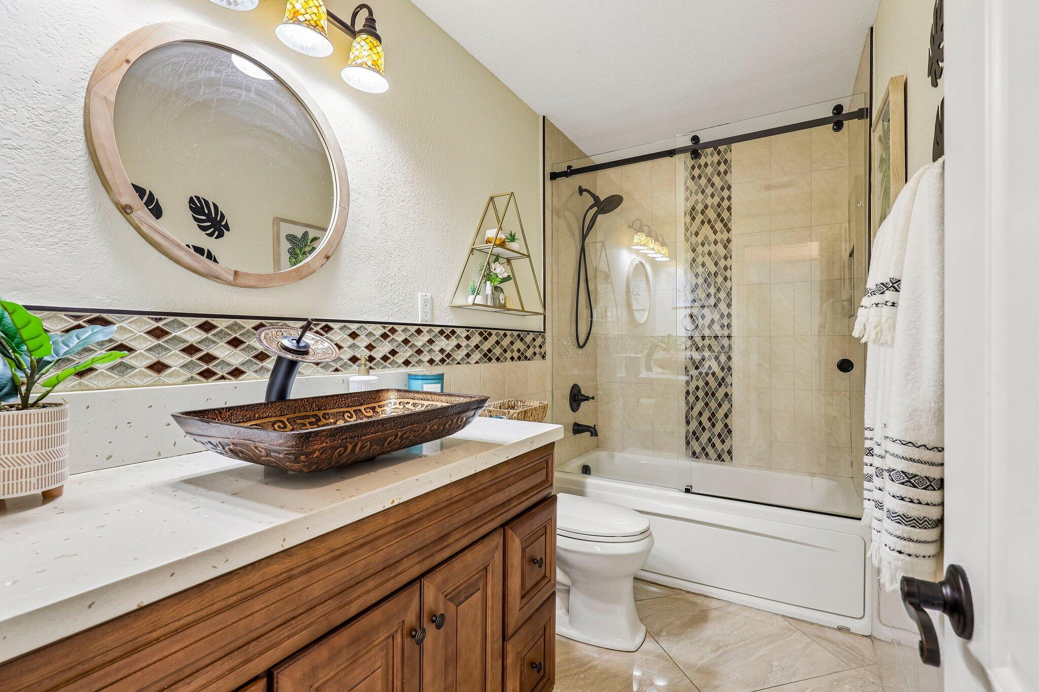 DAVIS ISLES - Residential