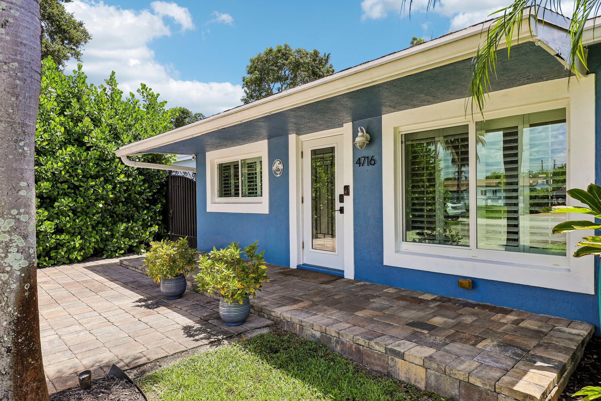 DAVIS ISLES - Residential