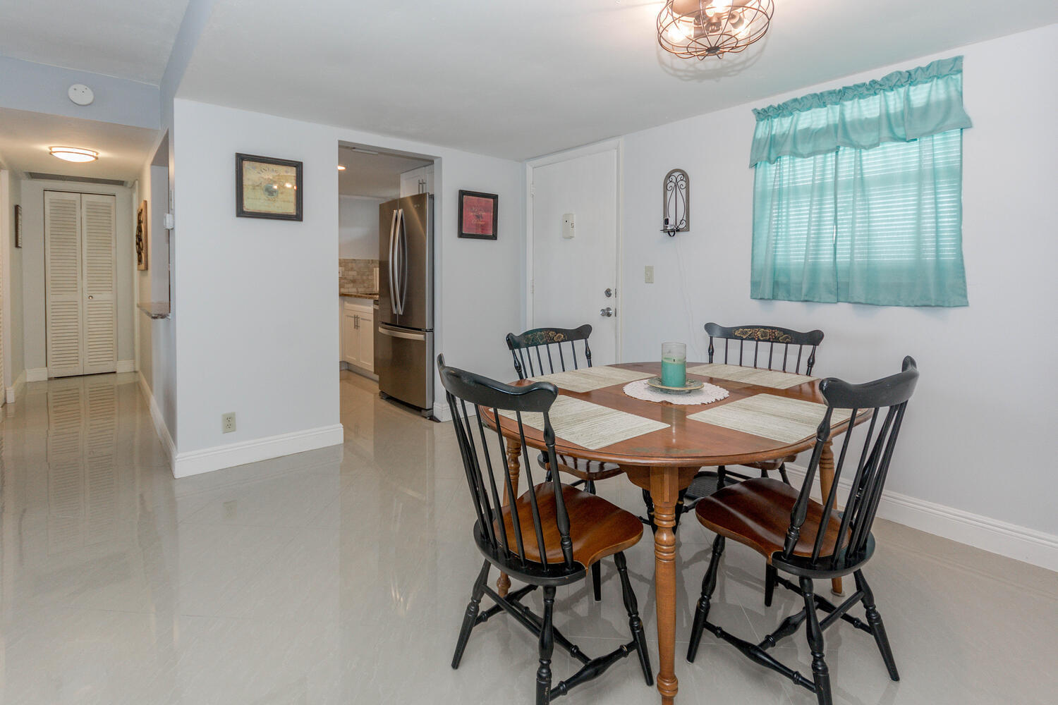LAKESIDE VILLAGE CONDO 10 - Residential