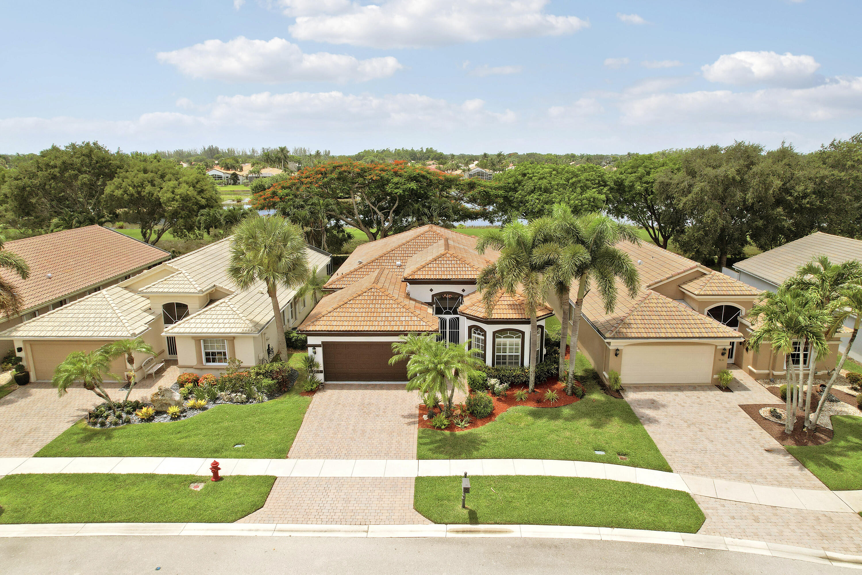 BELLAGGIO, TOWNE PARK - Residential