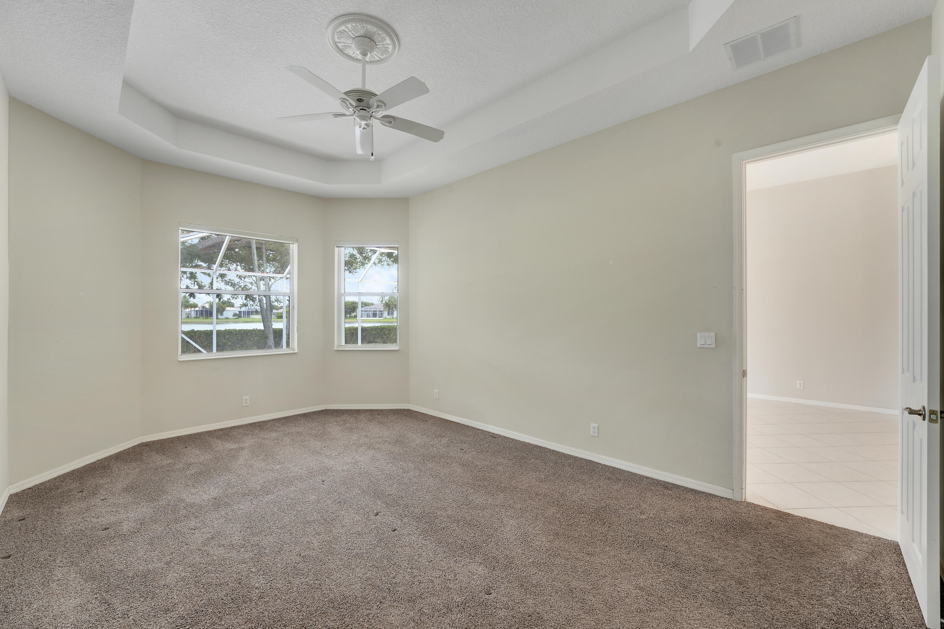 BELLAGGIO, TOWNE PARK - Residential