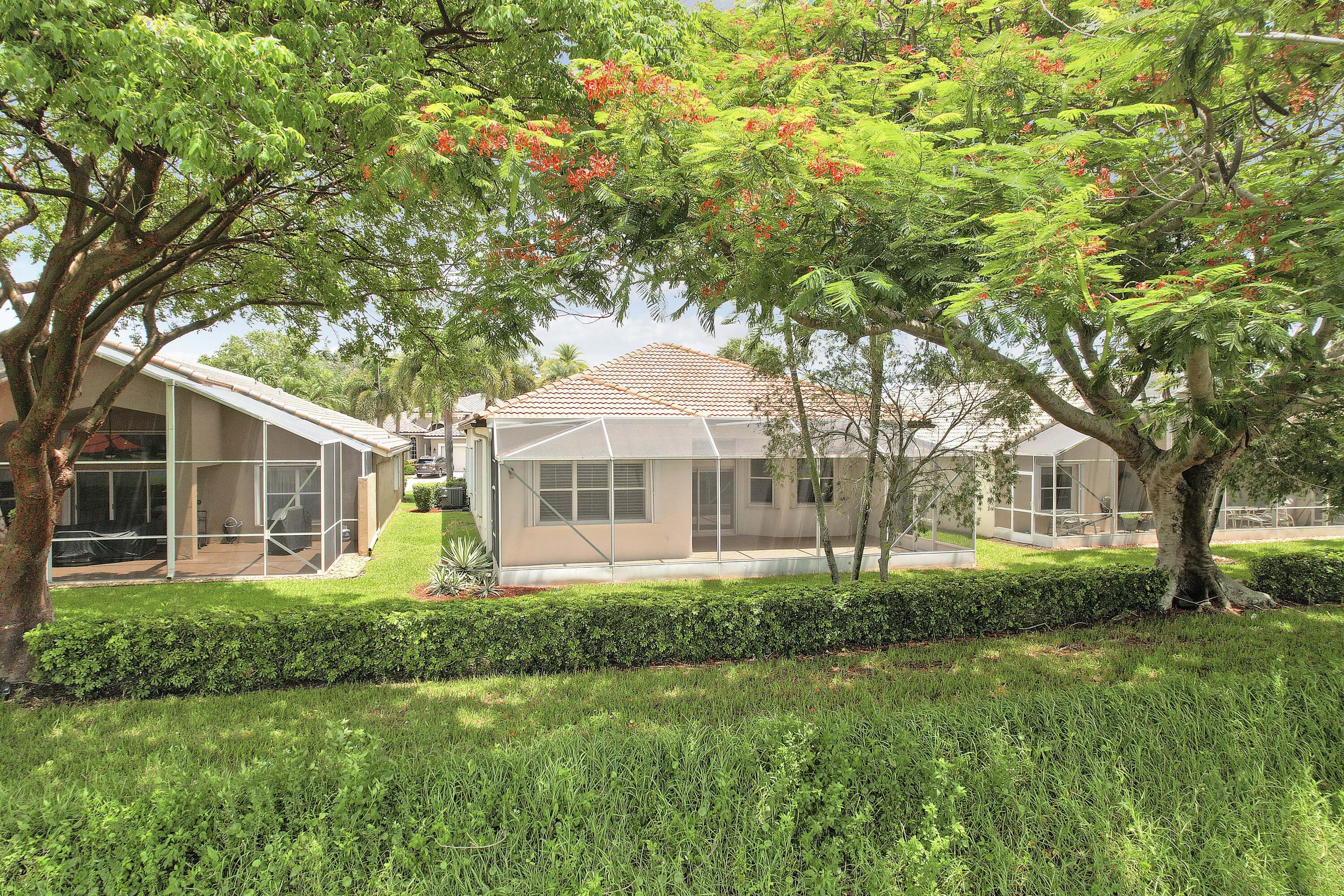 BELLAGGIO, TOWNE PARK - Residential