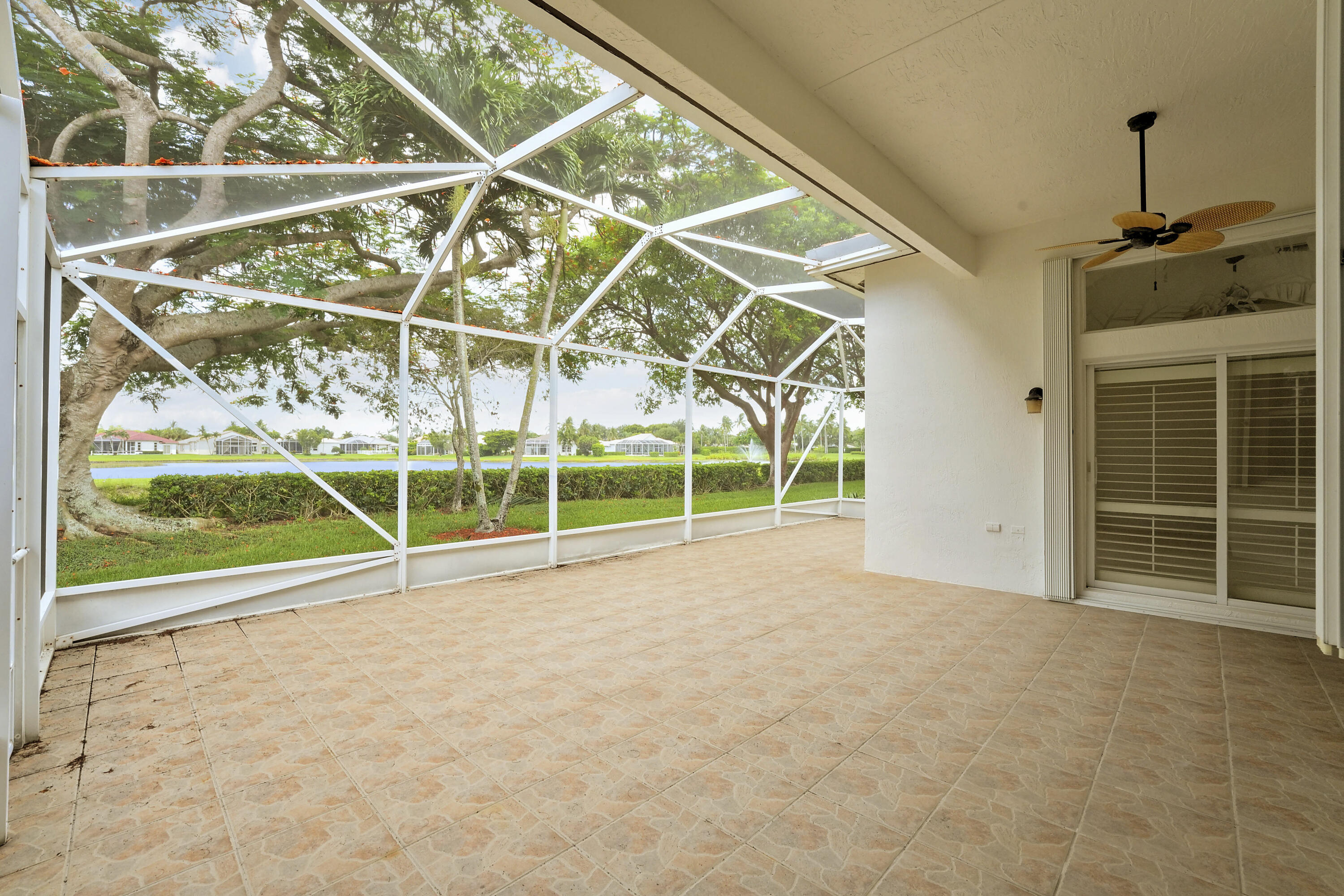 BELLAGGIO, TOWNE PARK - Residential