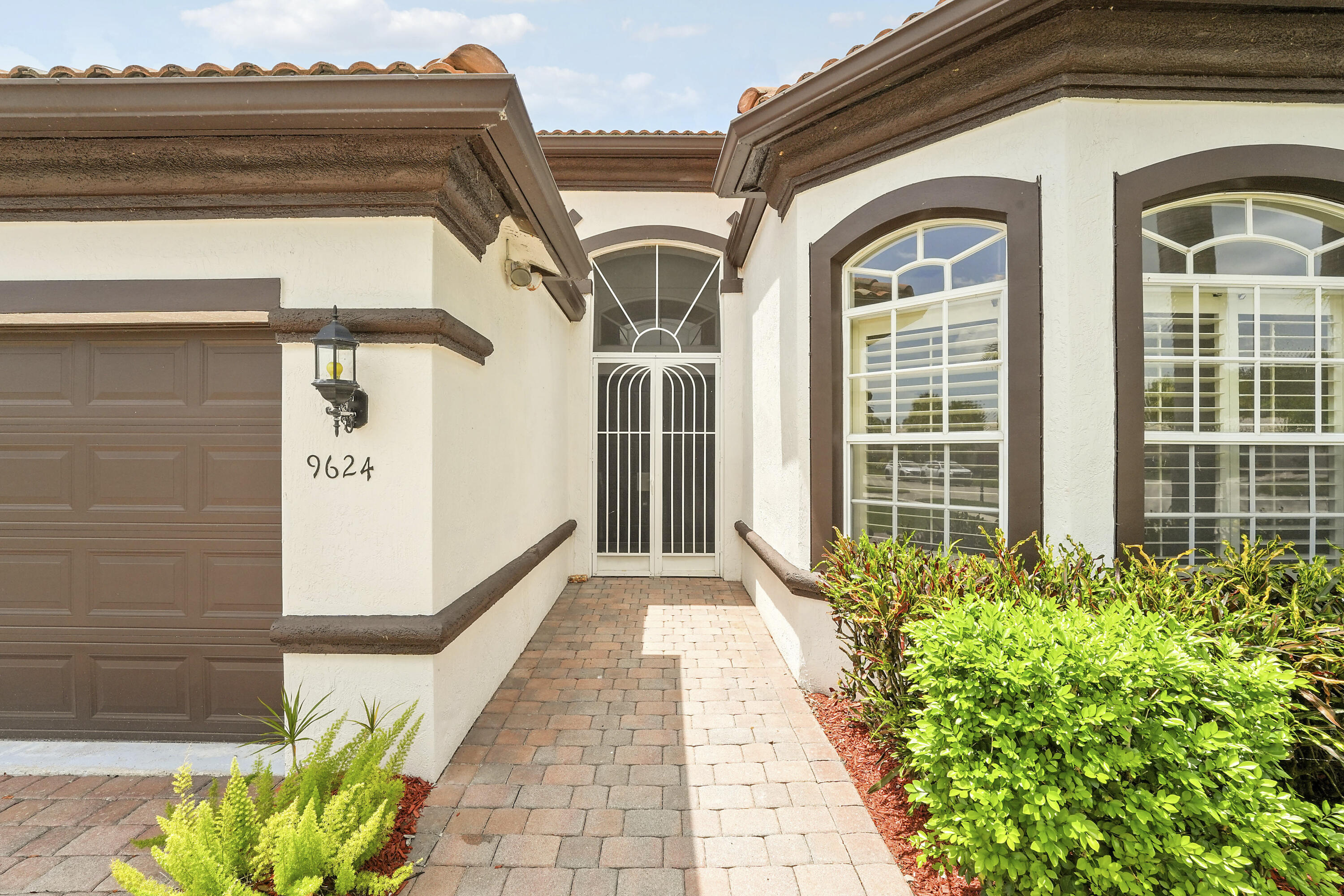 BELLAGGIO, TOWNE PARK - Residential