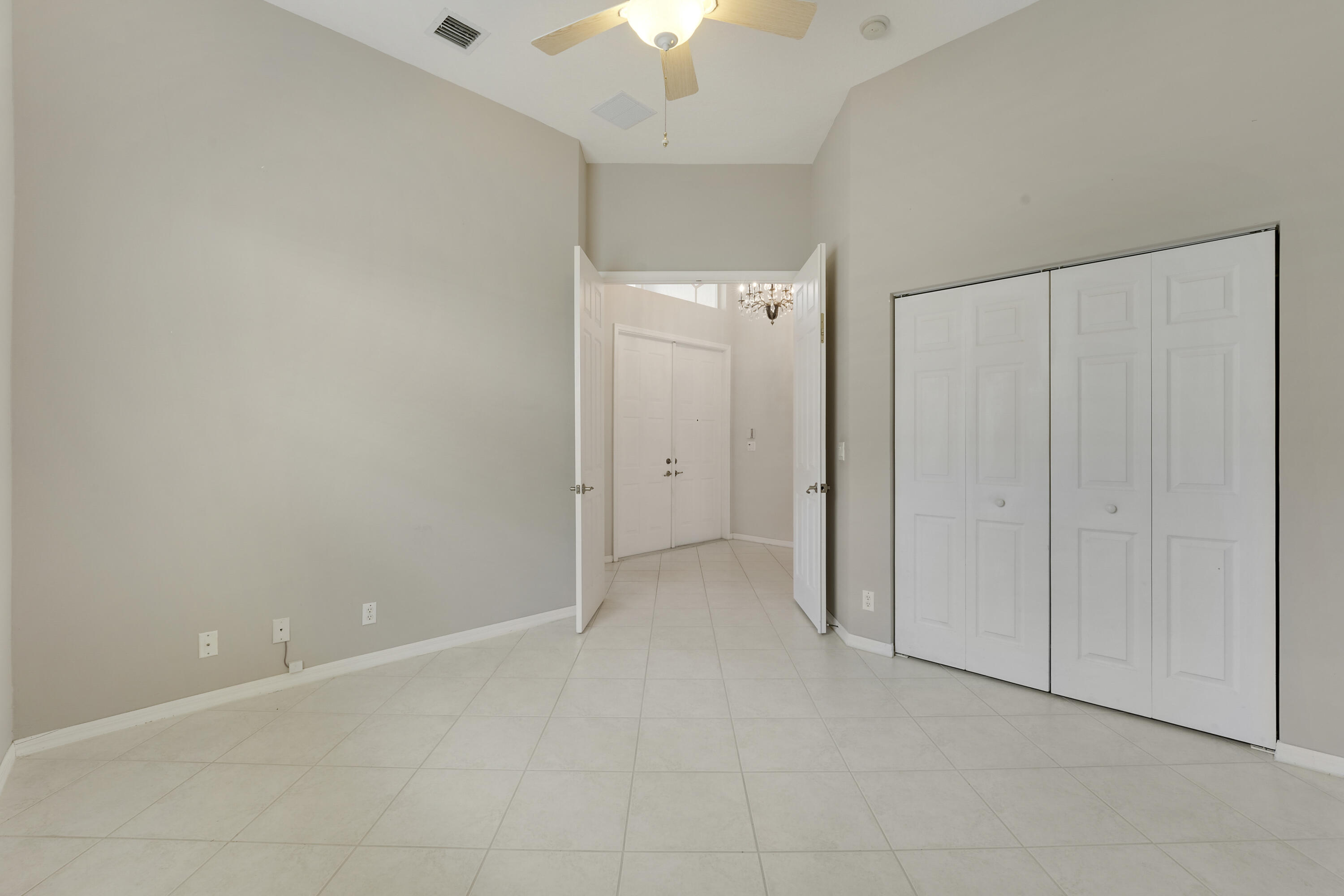 BELLAGGIO, TOWNE PARK - Residential