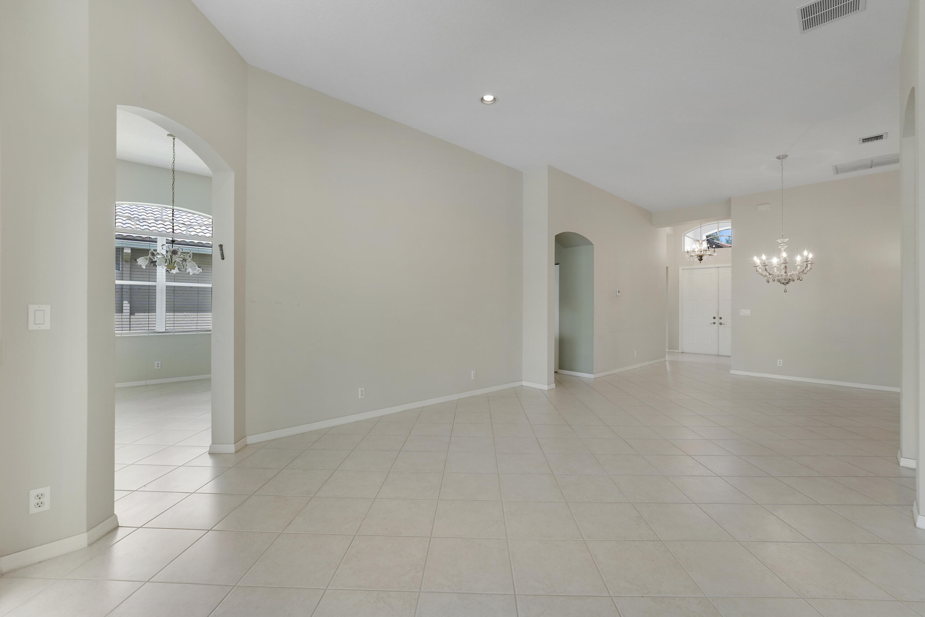 BELLAGGIO, TOWNE PARK - Residential