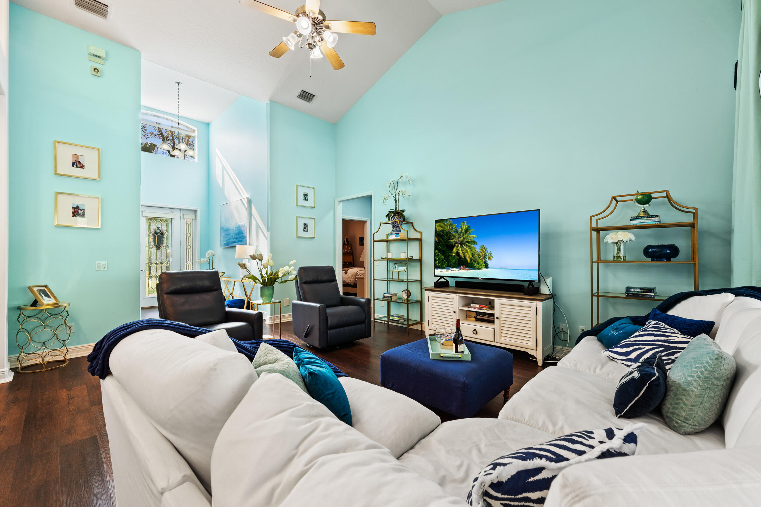 REPLAT OF SAN SEBASTIAN SPRINGS SUBDIVISION - Residential
