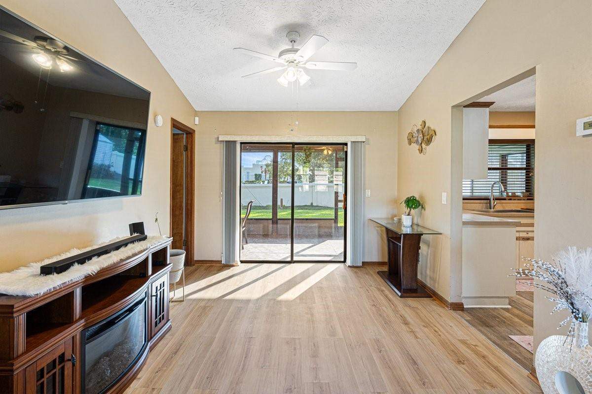 PORT ST LUCIE SECTION 24 - Residential