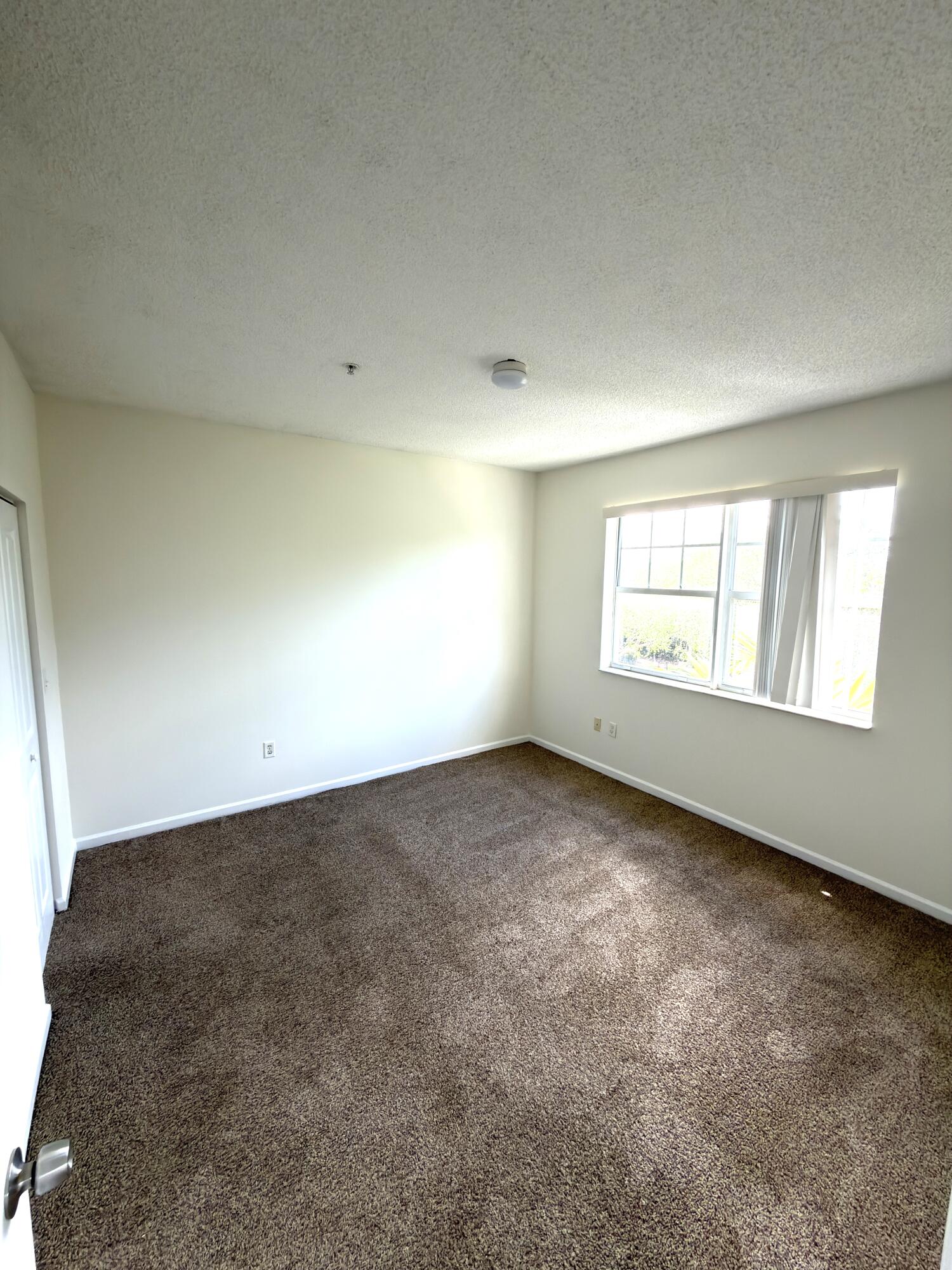 EL-AD POINCIANA CONDO - Residential Lease